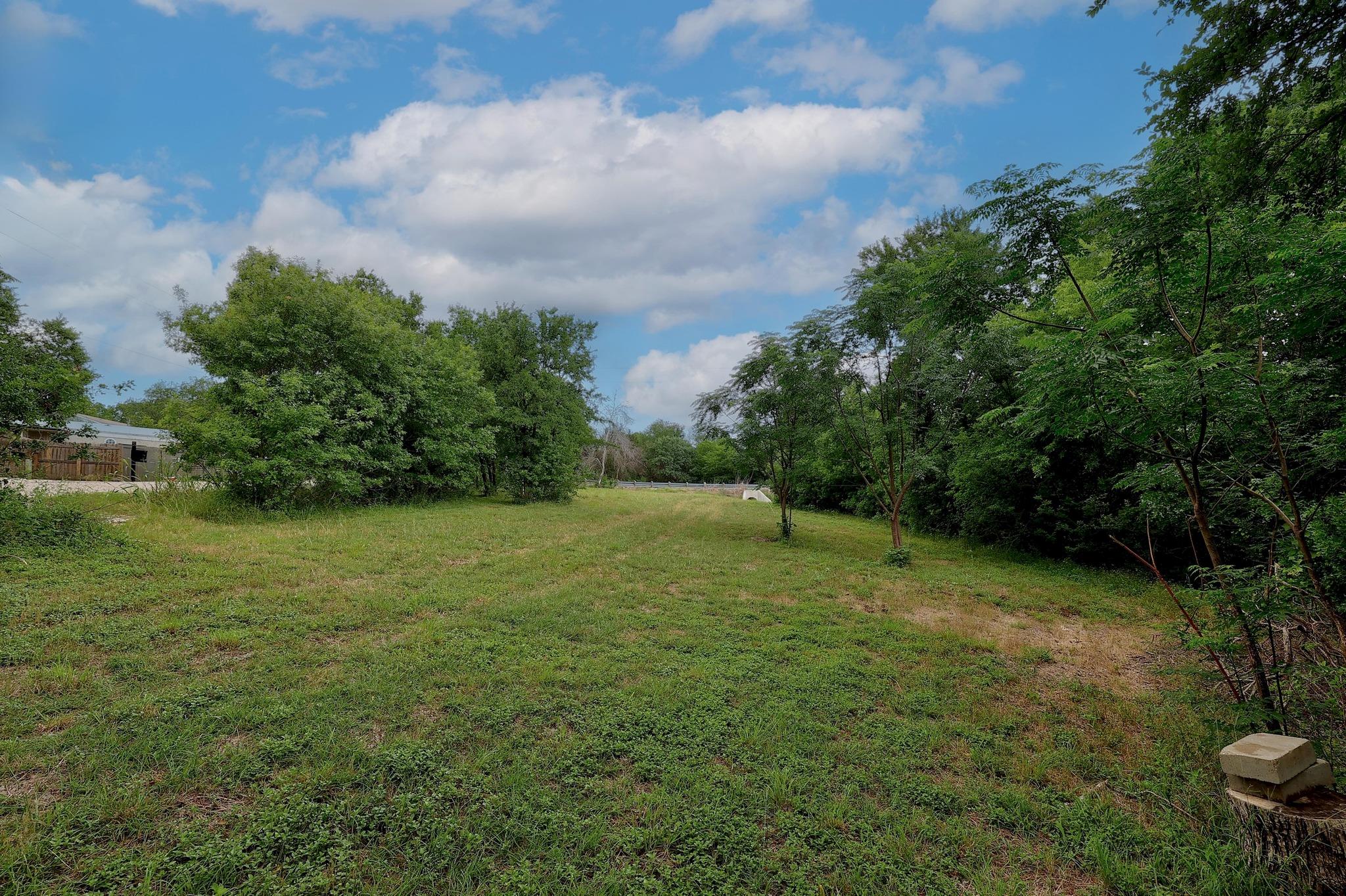 101 River Rd, Liberty Hill, TX 78642