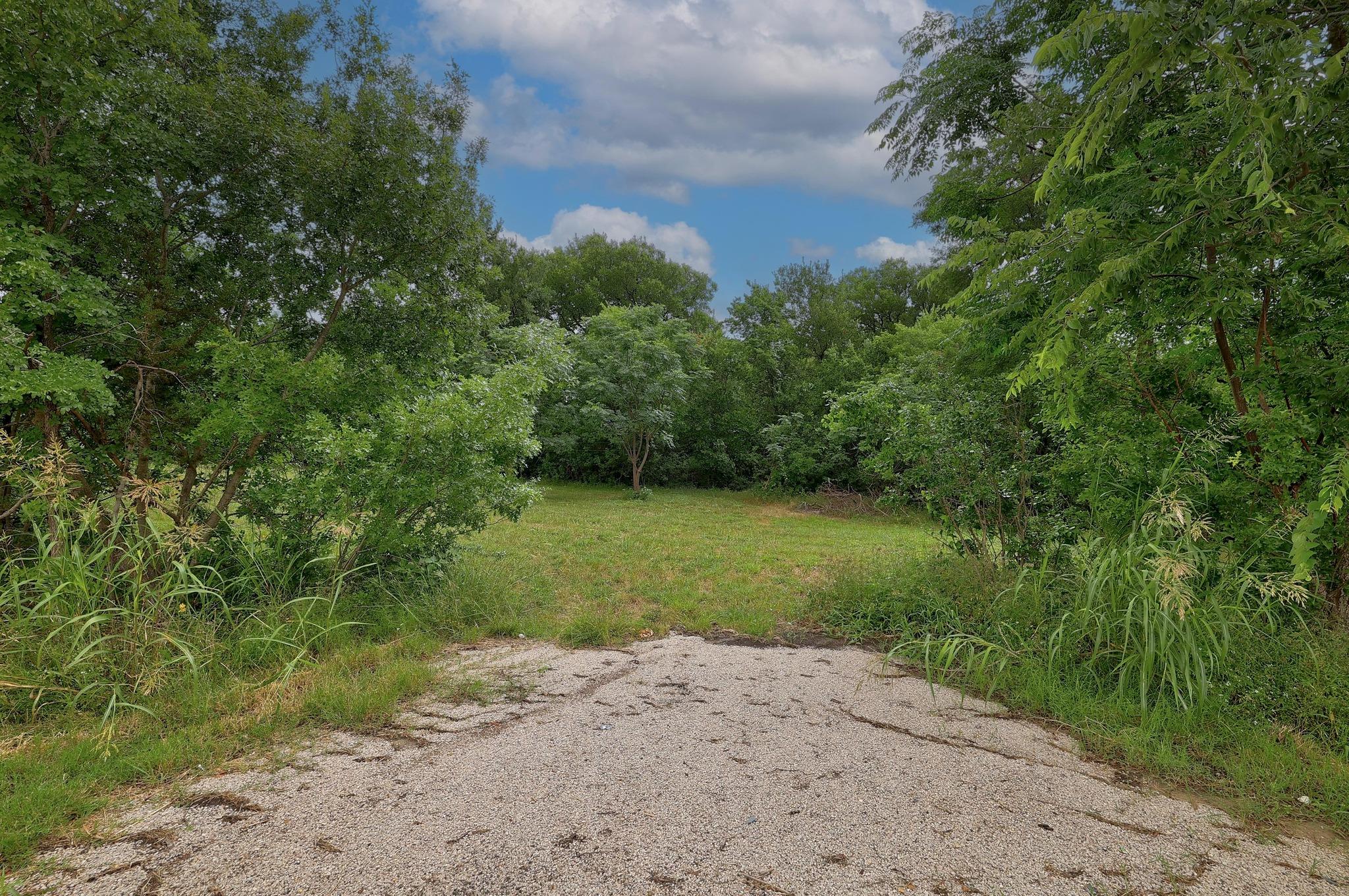 101 River Rd, Liberty Hill, TX 78642