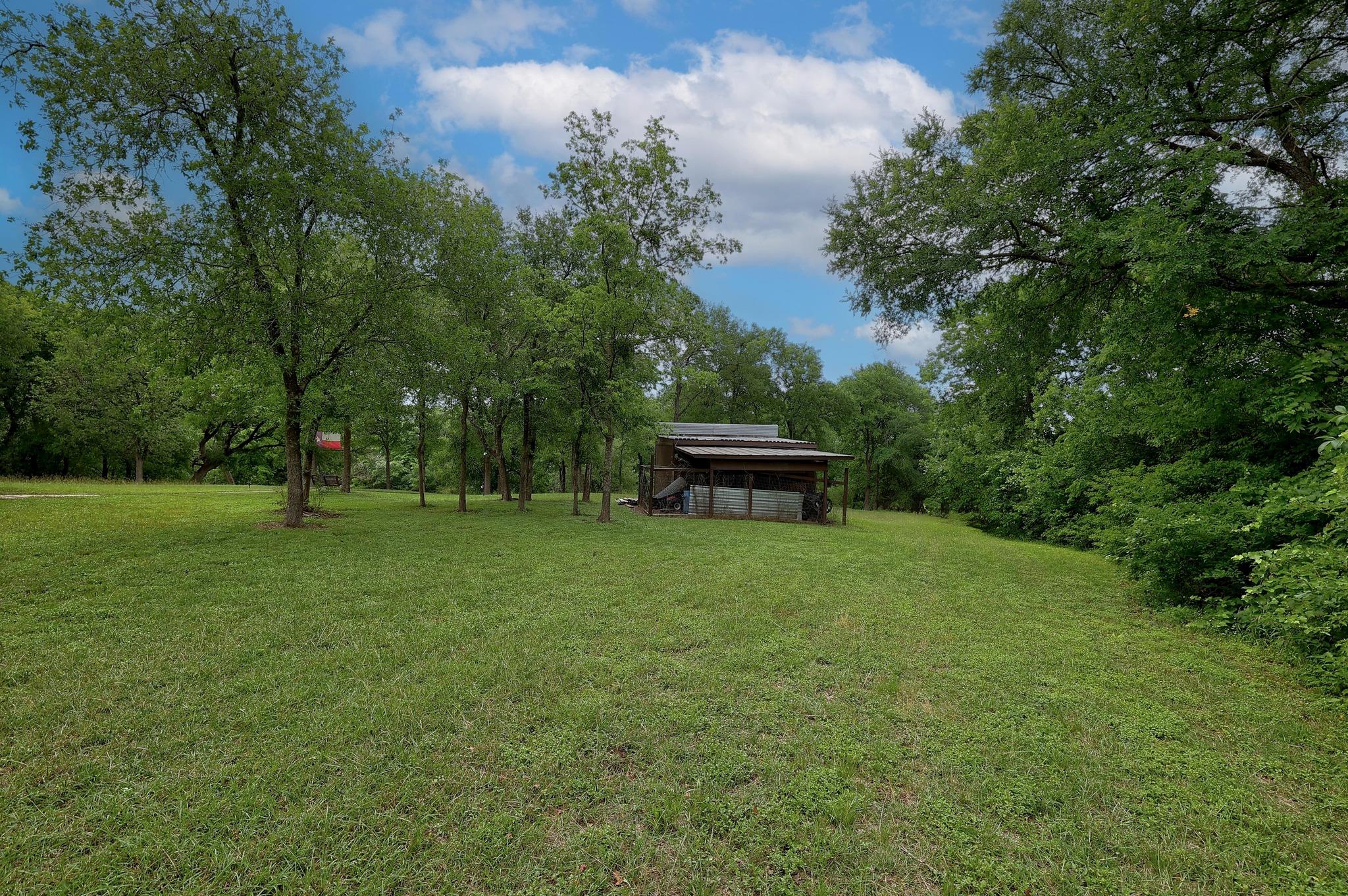 101 River Rd, Liberty Hill, TX 78642
