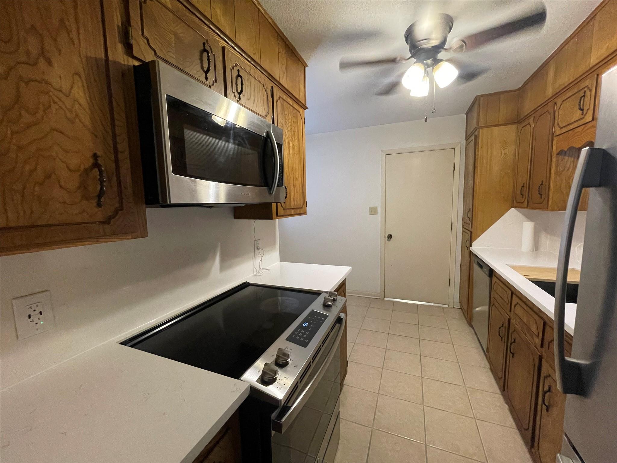 306 S Arnold St, Lampasas, TX 76550