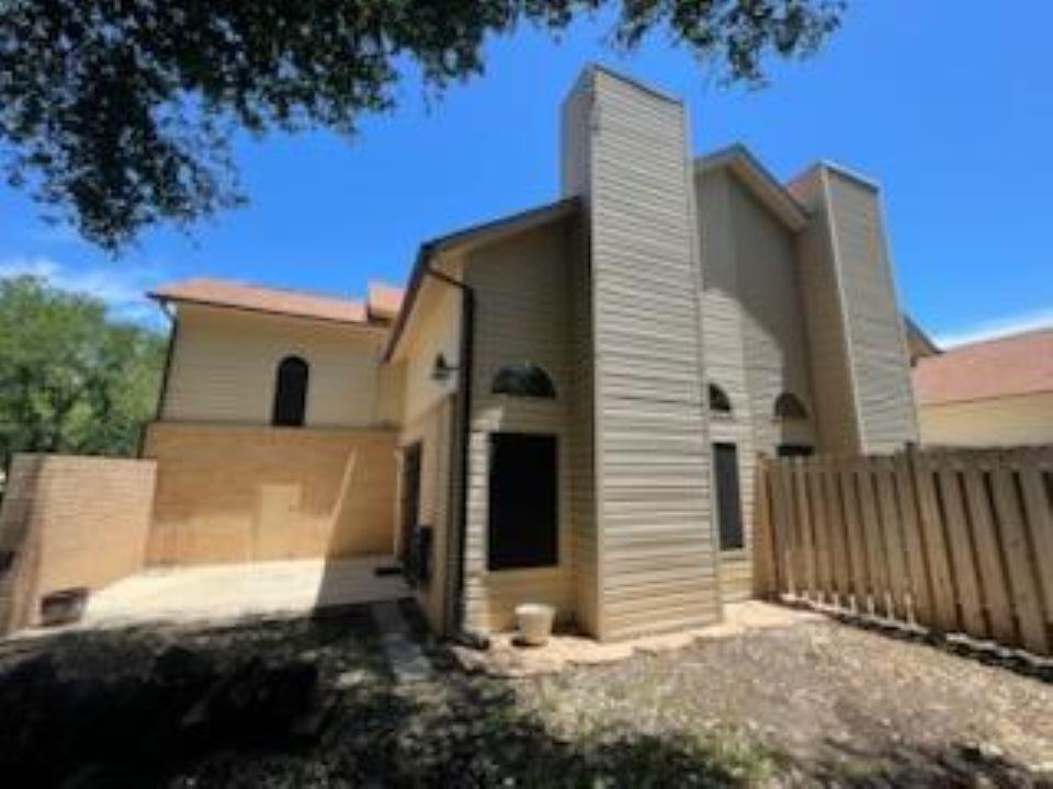 306 S Arnold St, Lampasas, TX 76550