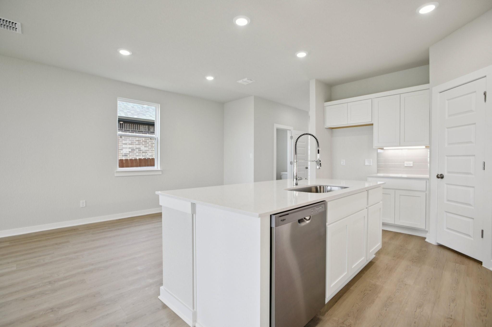 3205 Canyon River Ln, Georgetown, TX 78628