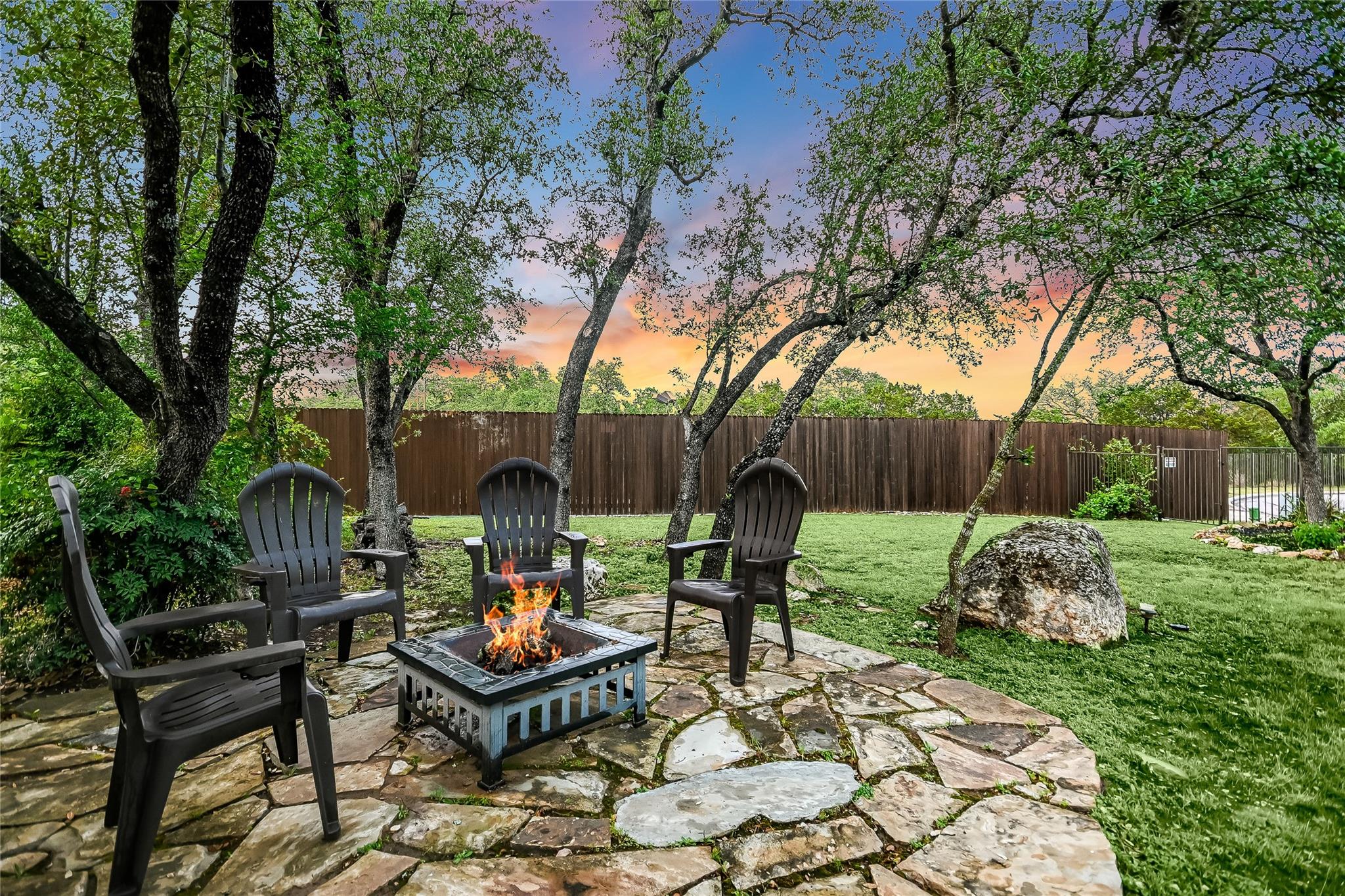 223 Lake Como Dr, Austin, TX 78734