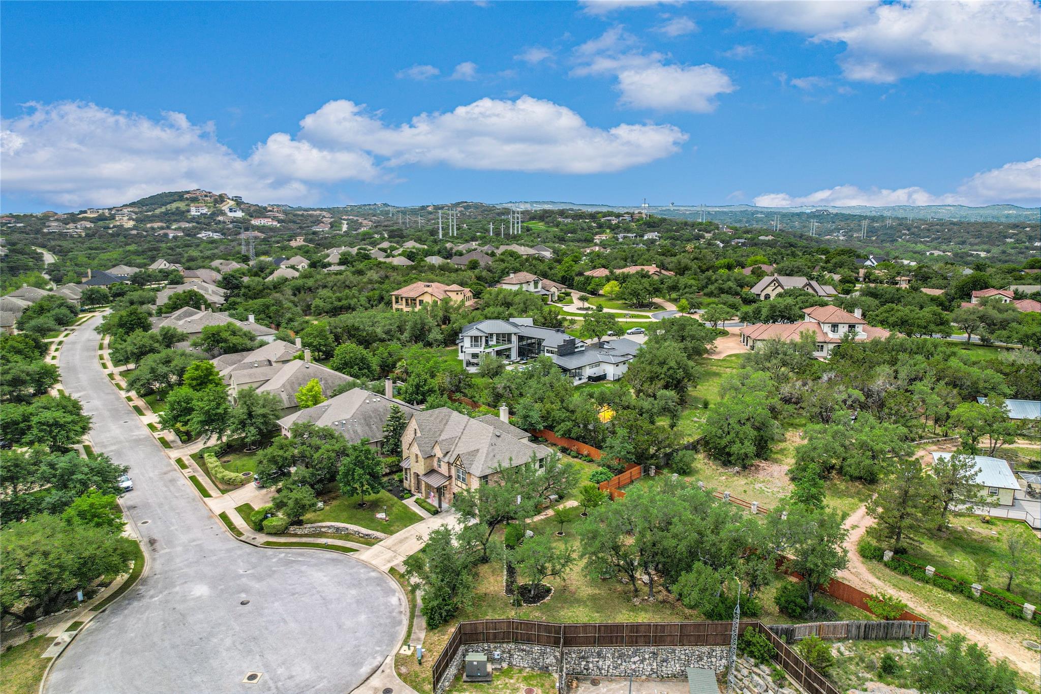 223 Lake Como Dr, Austin, TX 78734