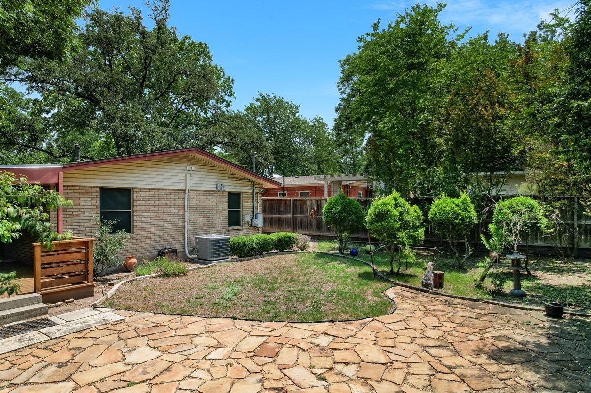 1009 Alegria Rd, Austin, TX 78757