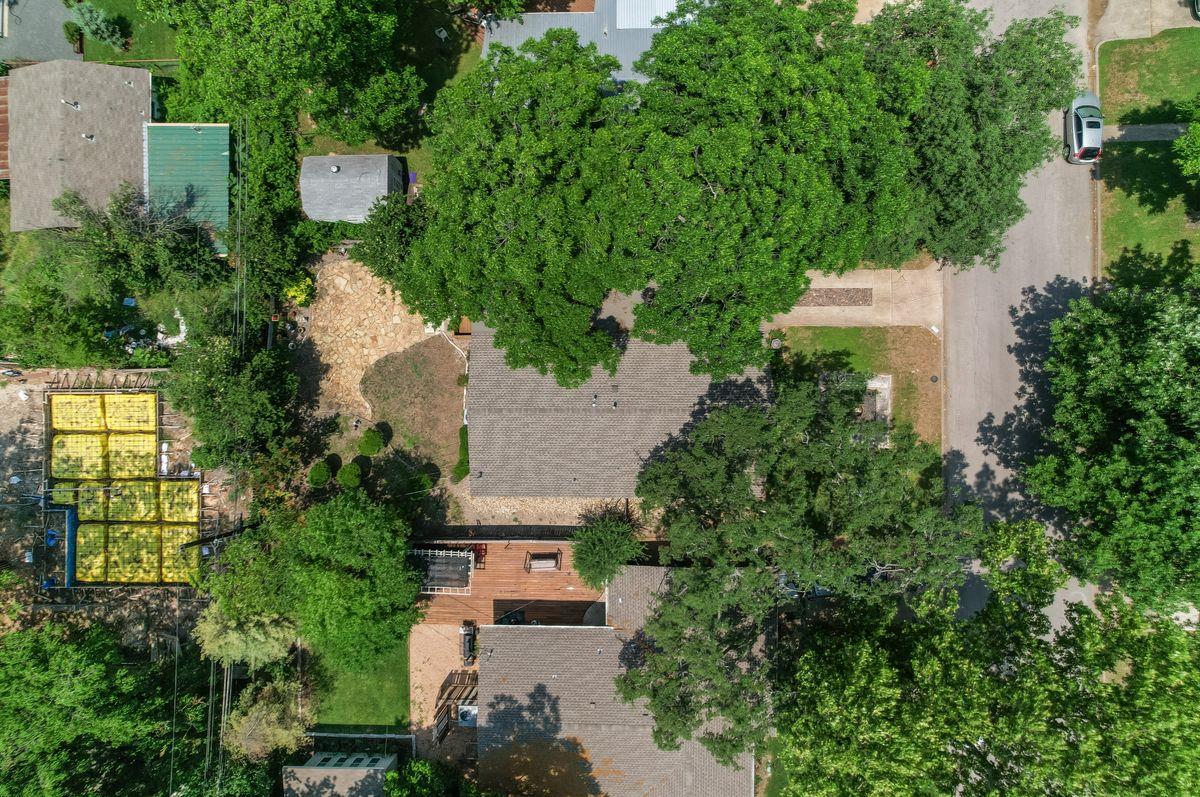 1009 Alegria Rd, Austin, TX 78757