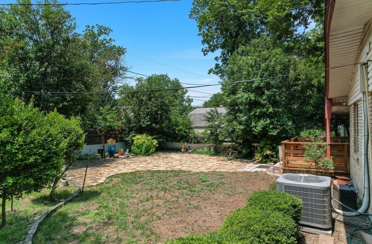 1009 Alegria Rd, Austin, TX 78757