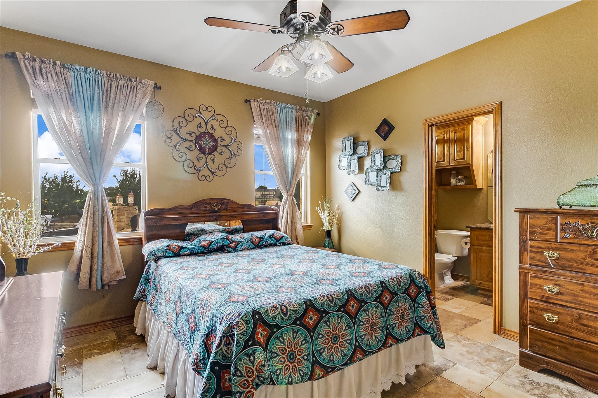 106 Deep Lake Dr, Liberty Hill, TX 78642