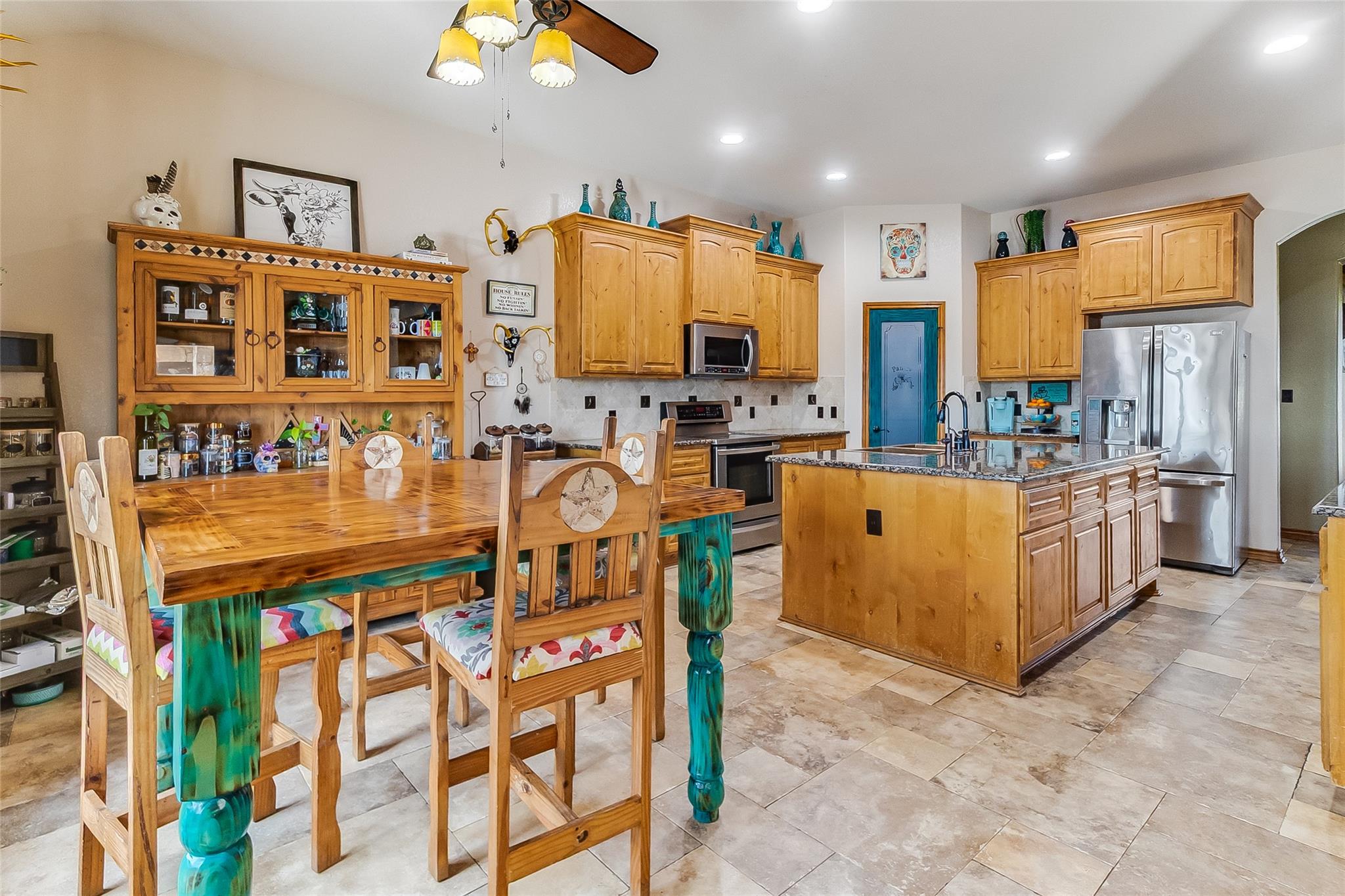 106 Deep Lake Dr, Liberty Hill, TX 78642