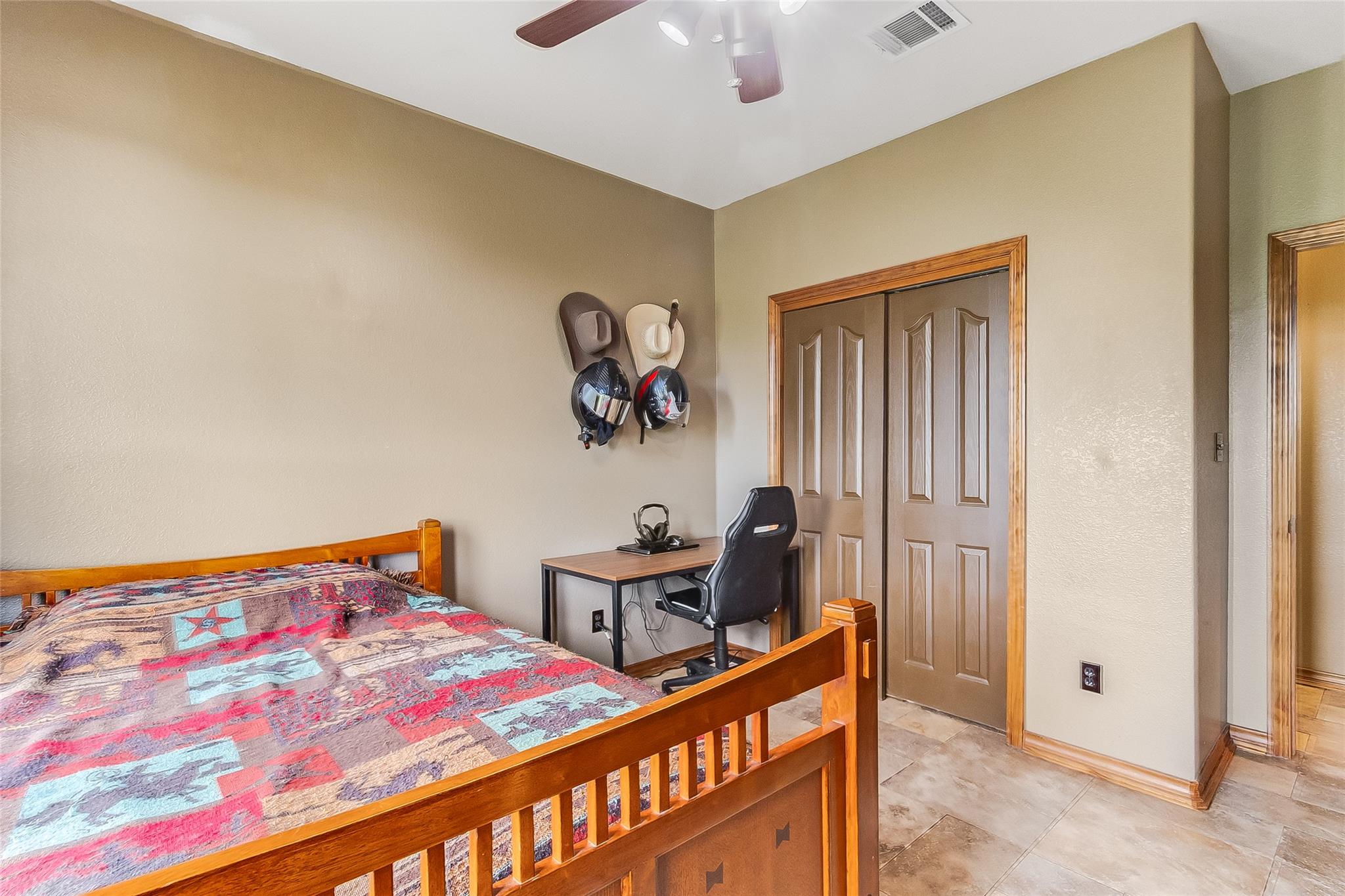 106 Deep Lake Dr, Liberty Hill, TX 78642