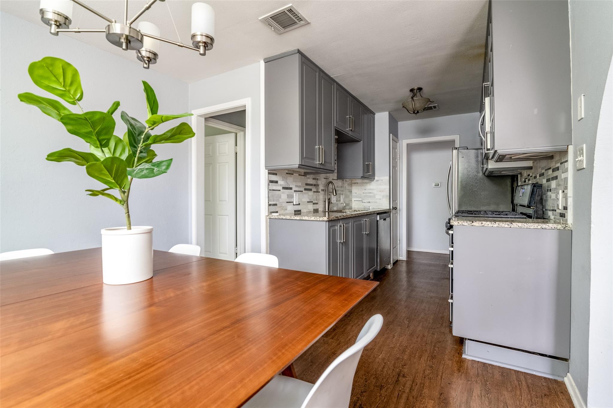 2012 Magazine St, Austin, TX 78727