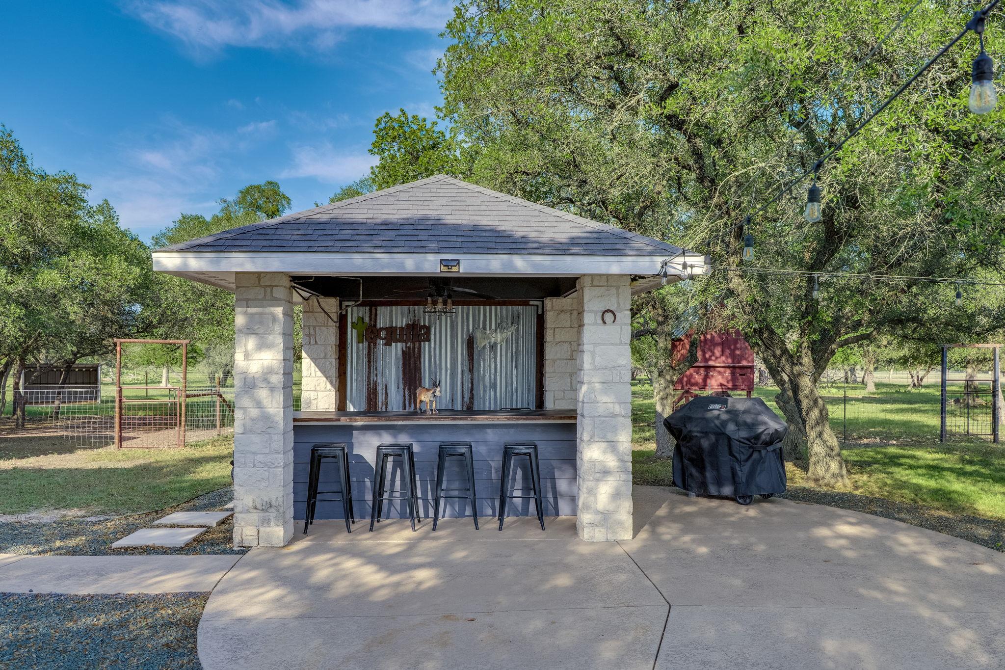 1185 County Road 258, Bertram, TX 78605