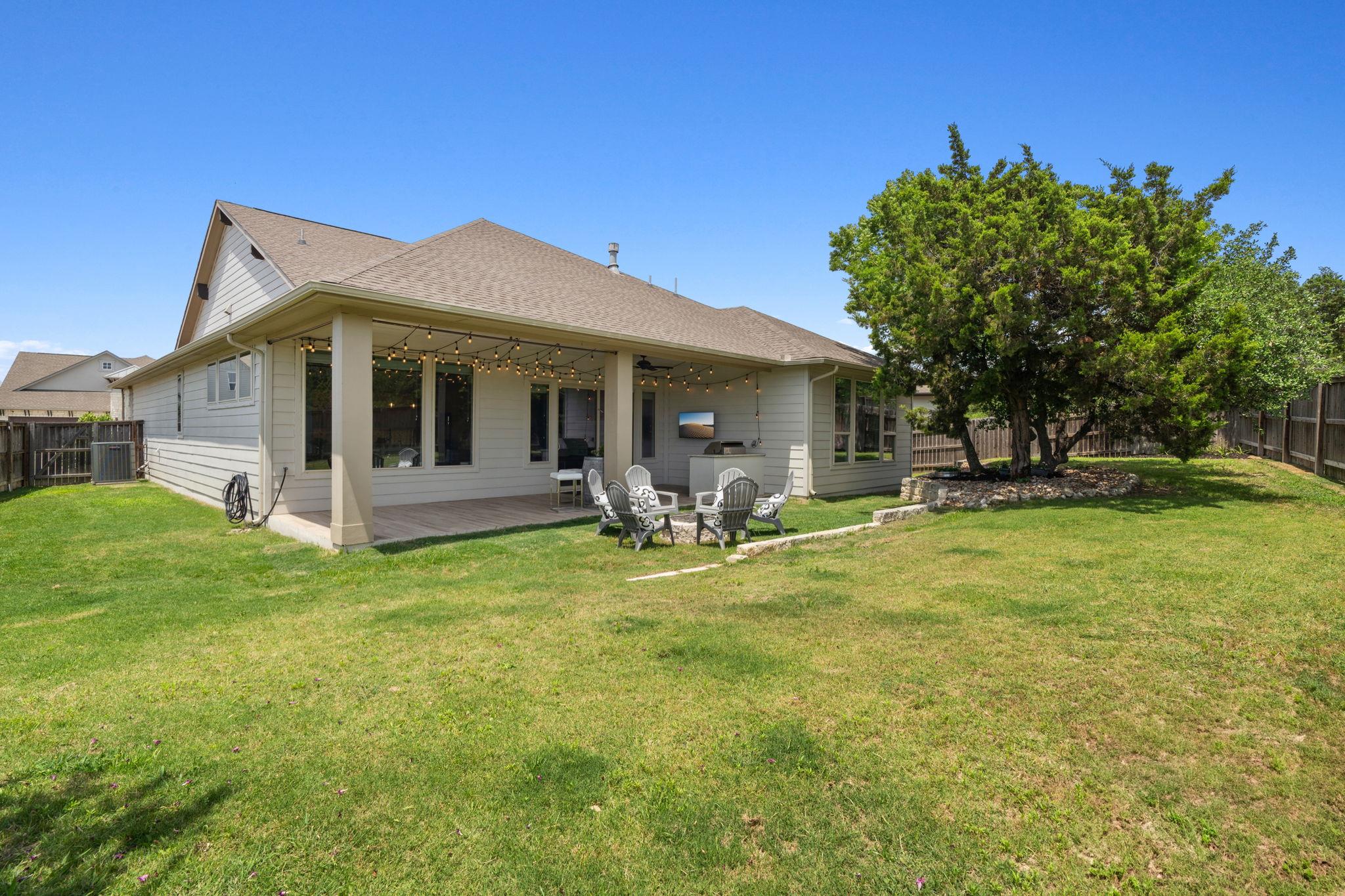 716 Dayridge Dr, Dripping Springs, TX 78620