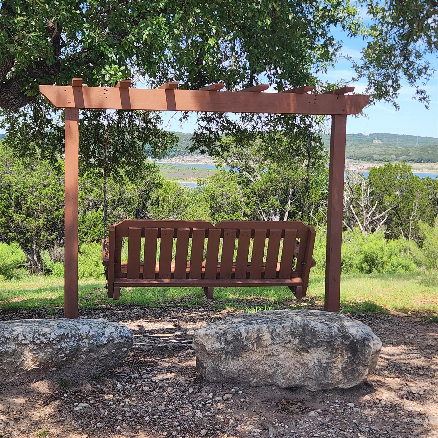 8105 Purple Aster Pass, Lago Vista, TX 78645