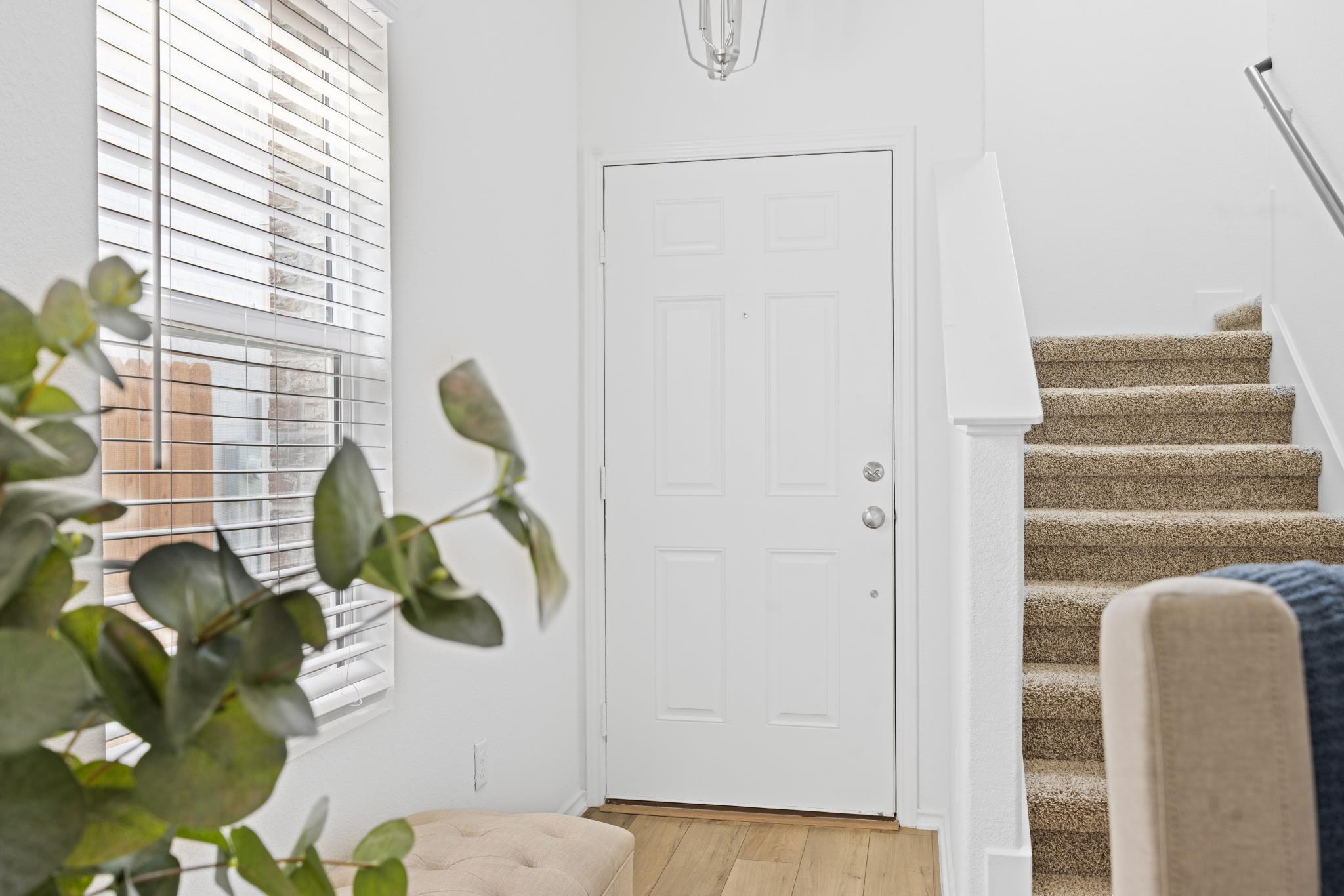 8105 Purple Aster Pass, Lago Vista, TX 78645