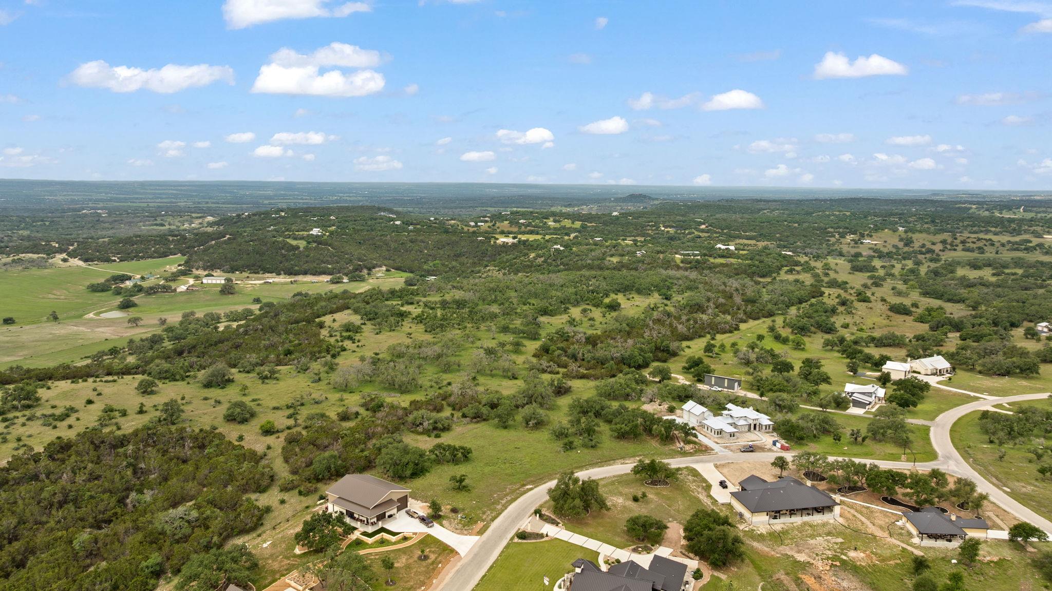 120 Trophy Oak Pt, Fredericksburg, TX 78624