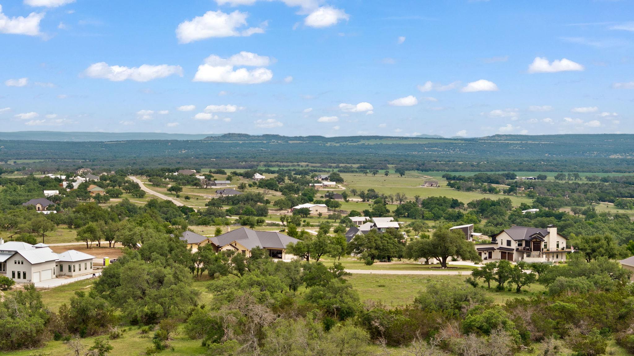 120 Trophy Oak Pt, Fredericksburg, TX 78624