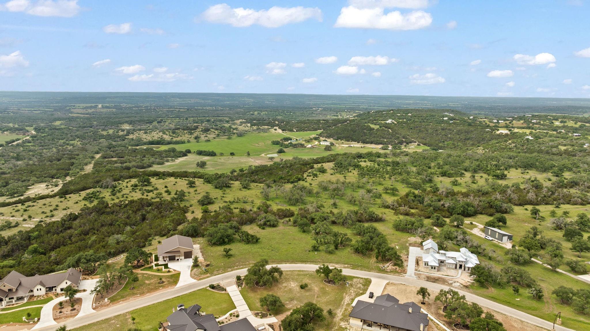 120 Trophy Oak Pt, Fredericksburg, TX 78624