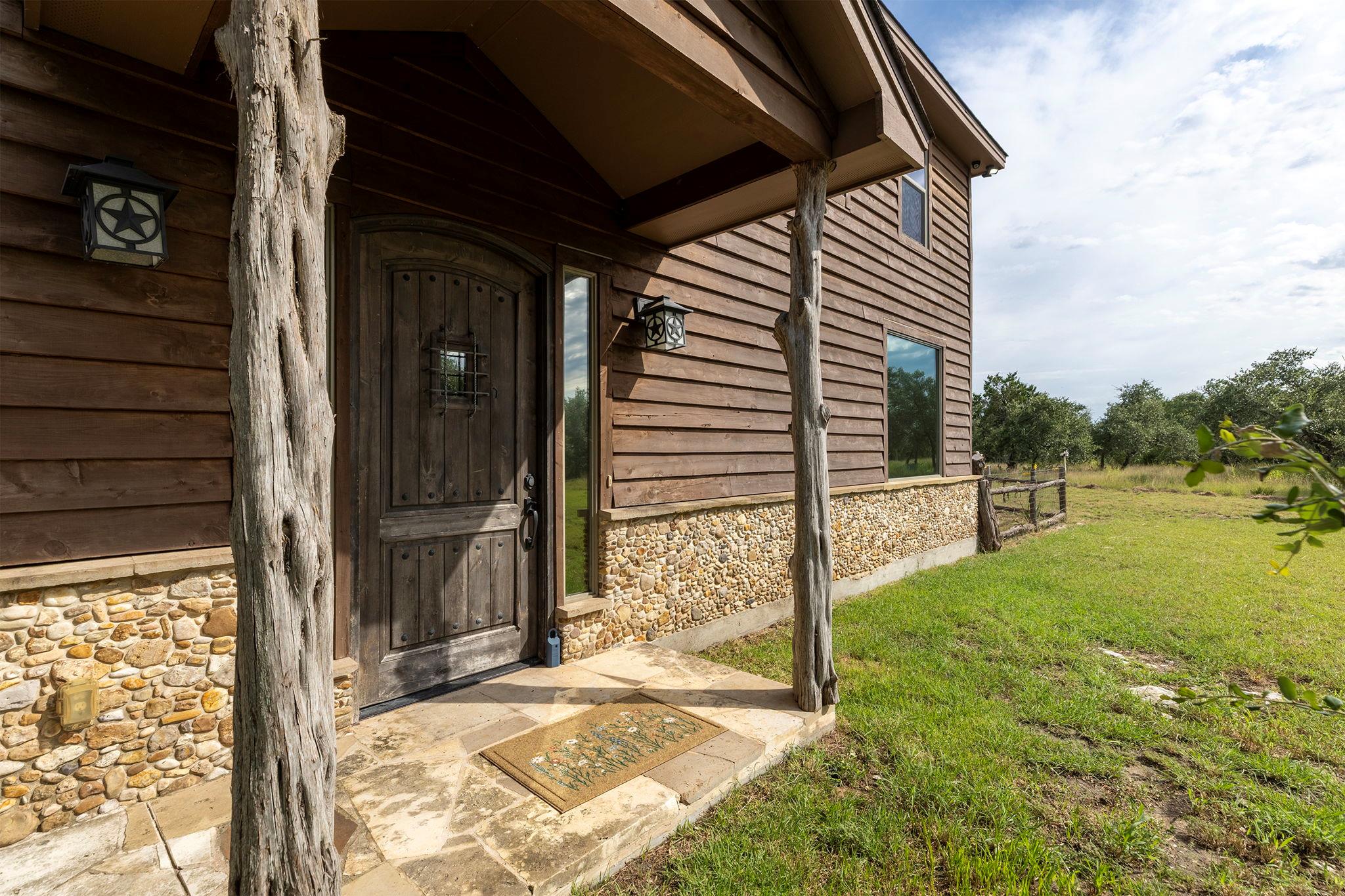 3700 County Road 207, Liberty Hill, TX 78642