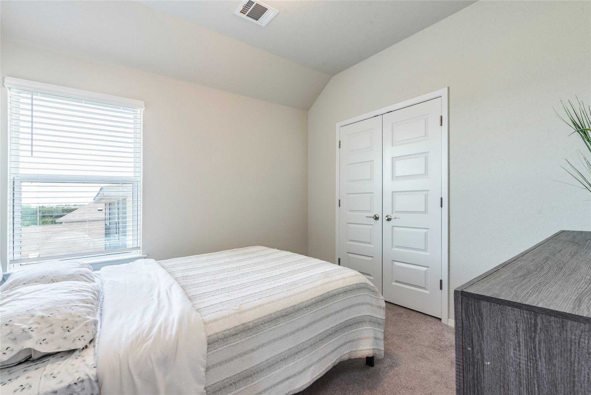 5629 Respinto Dr, Austin, TX 78747