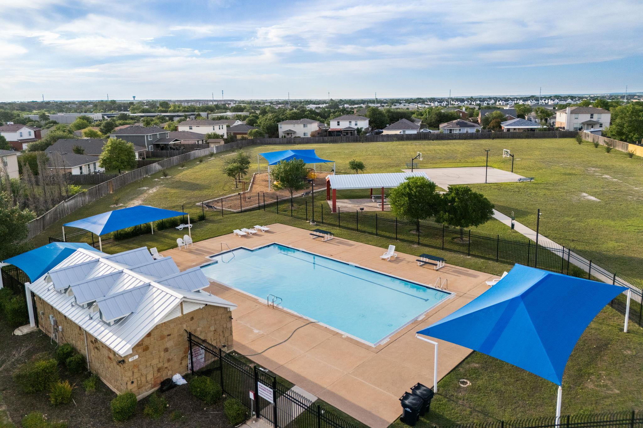 1013 Terrace Dr, Leander, TX 78641