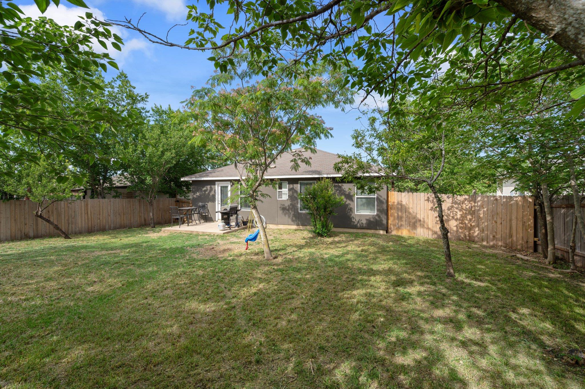 1013 Terrace Dr, Leander, TX 78641