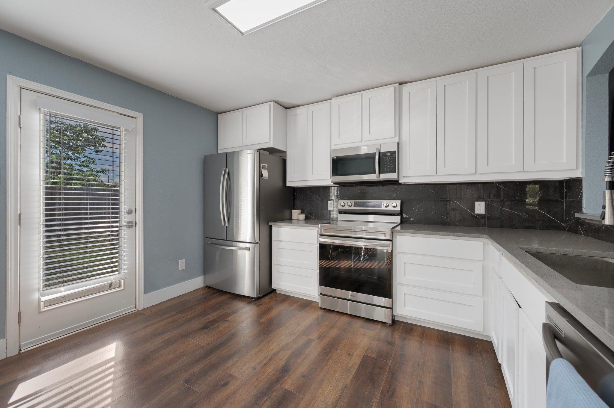 1013 Terrace Dr, Leander, TX 78641