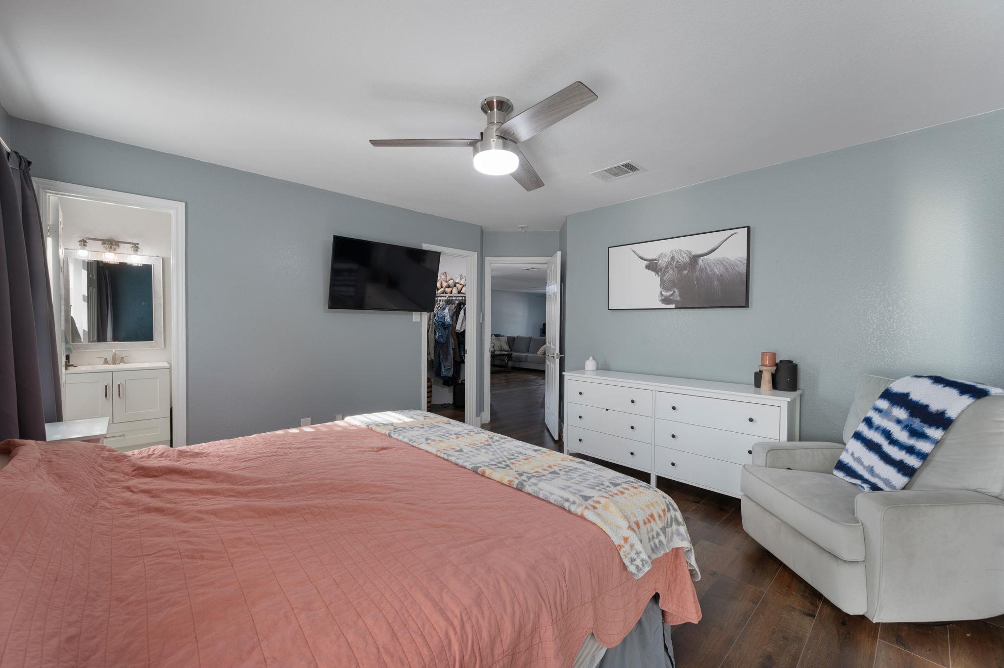 1013 Terrace Dr, Leander, TX 78641