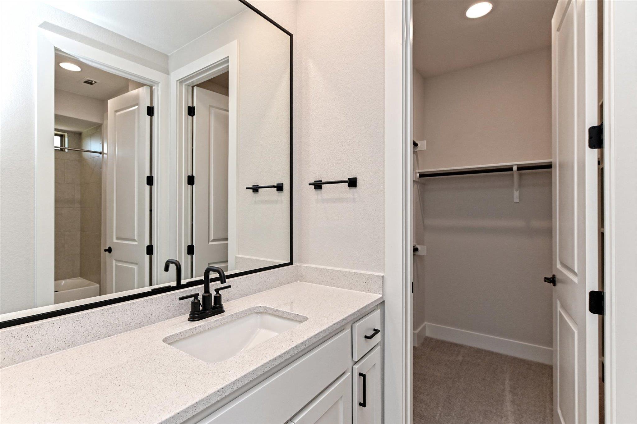 129 Rancho Deluxe, Liberty Hill, TX 78642