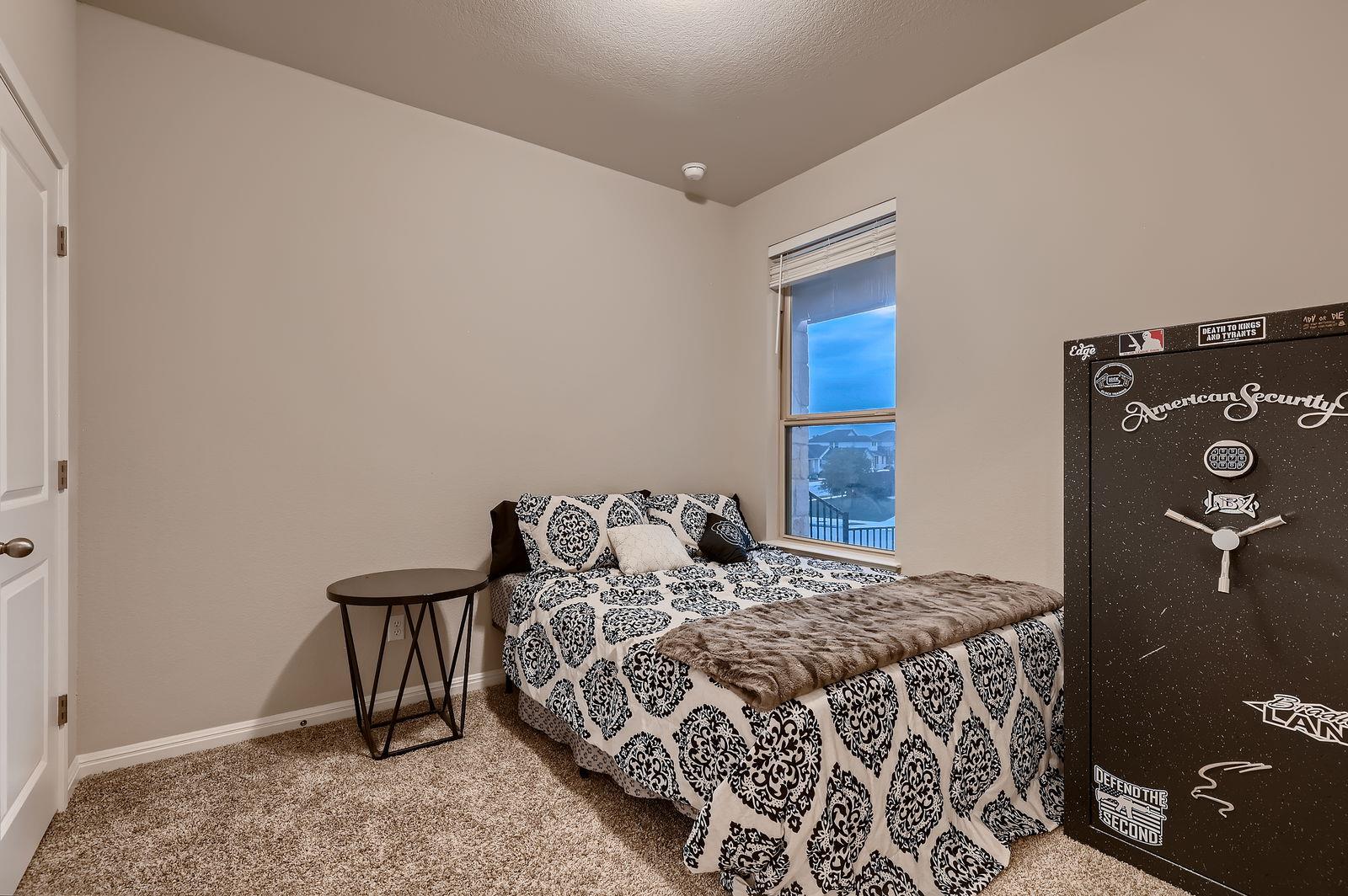 233 McFarland St, Georgetown, TX 78628