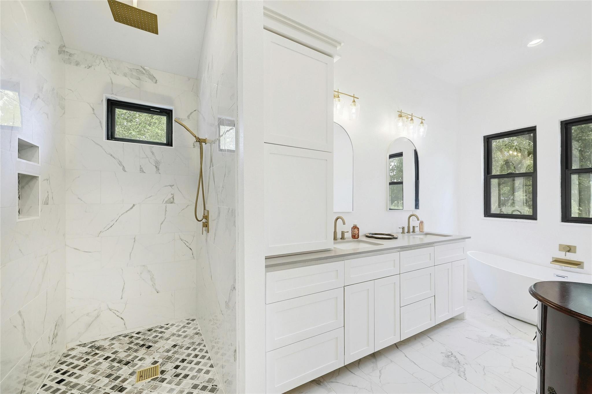 26701 Blue Cove Rd, Marble Falls, TX 78654