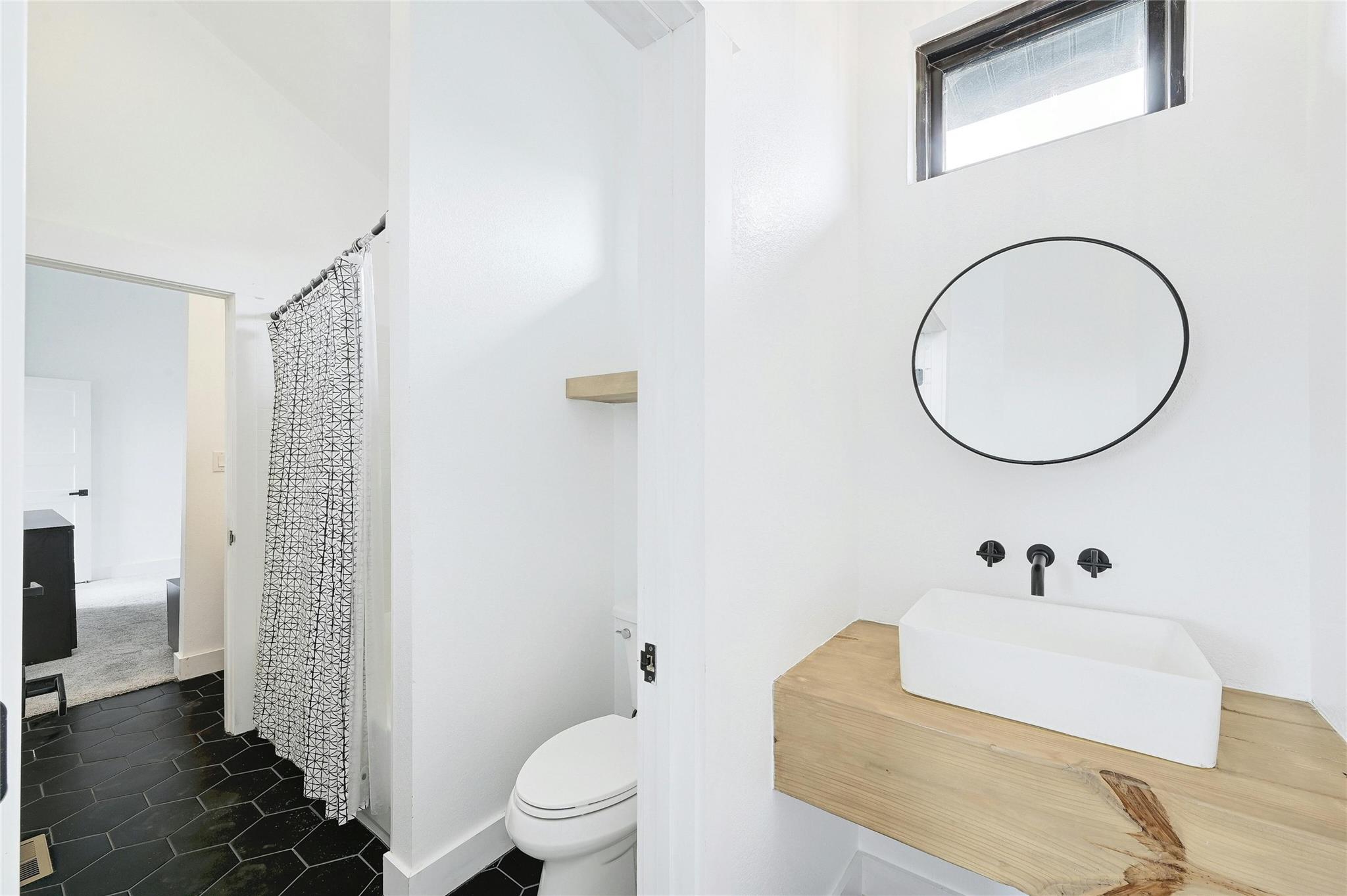 26701 Blue Cove Rd, Marble Falls, TX 78654