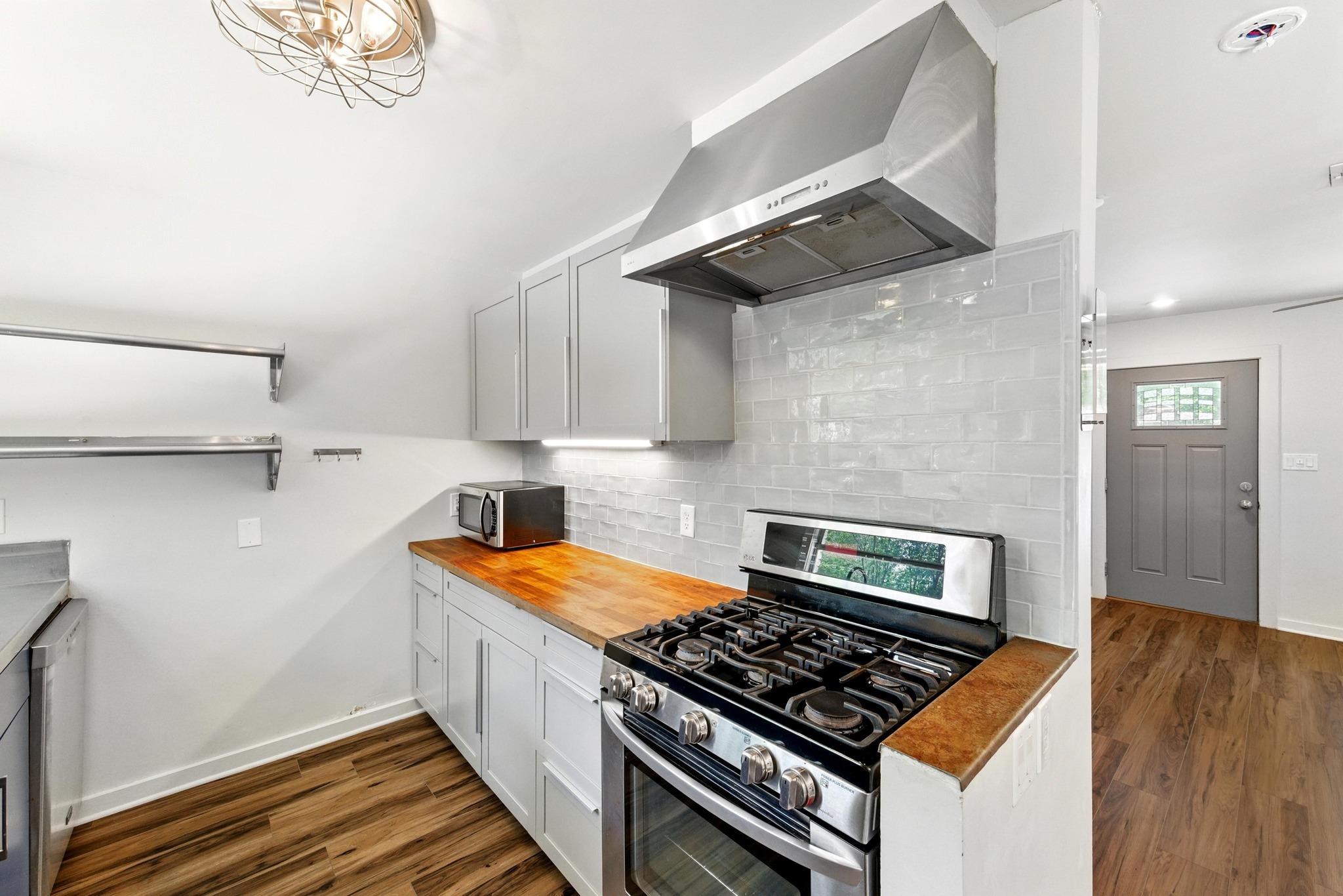 6209 Peggy St, Austin, TX 78723