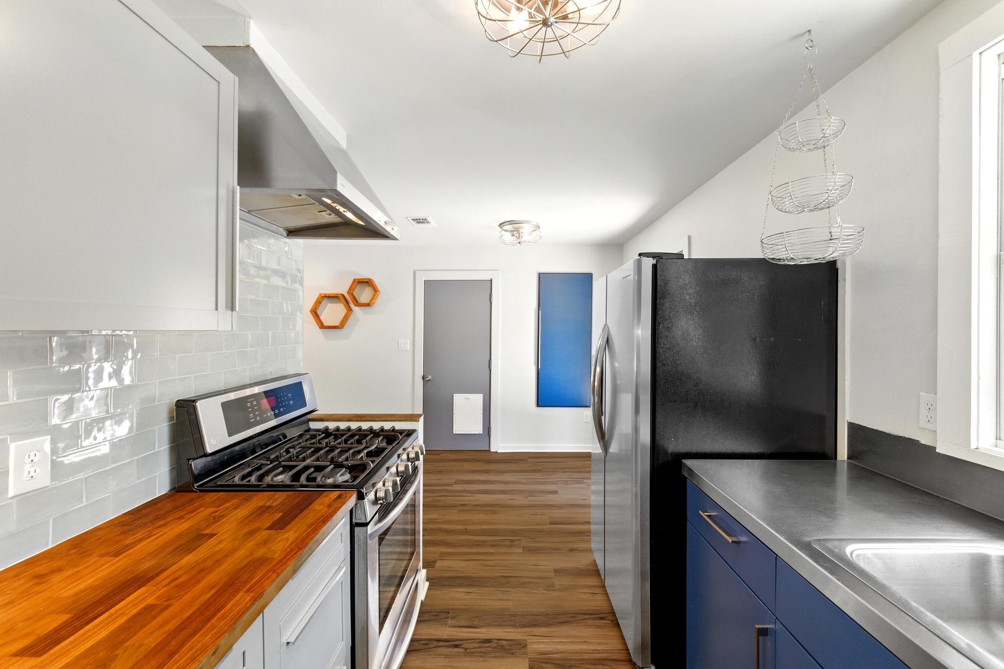 6209 Peggy St, Austin, TX 78723