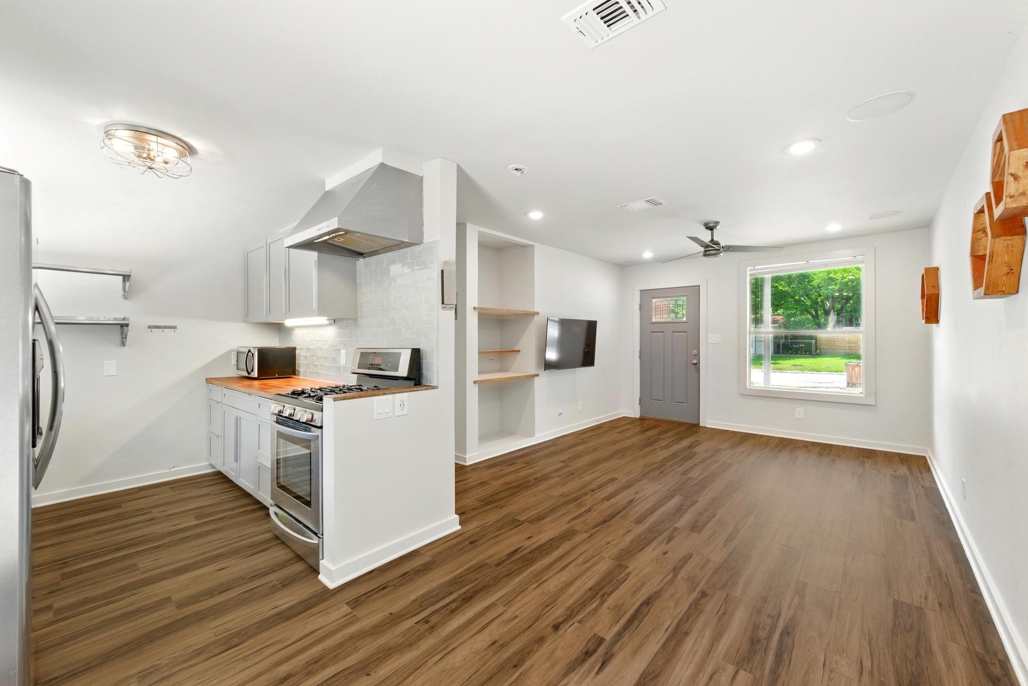 6209 Peggy St, Austin, TX 78723