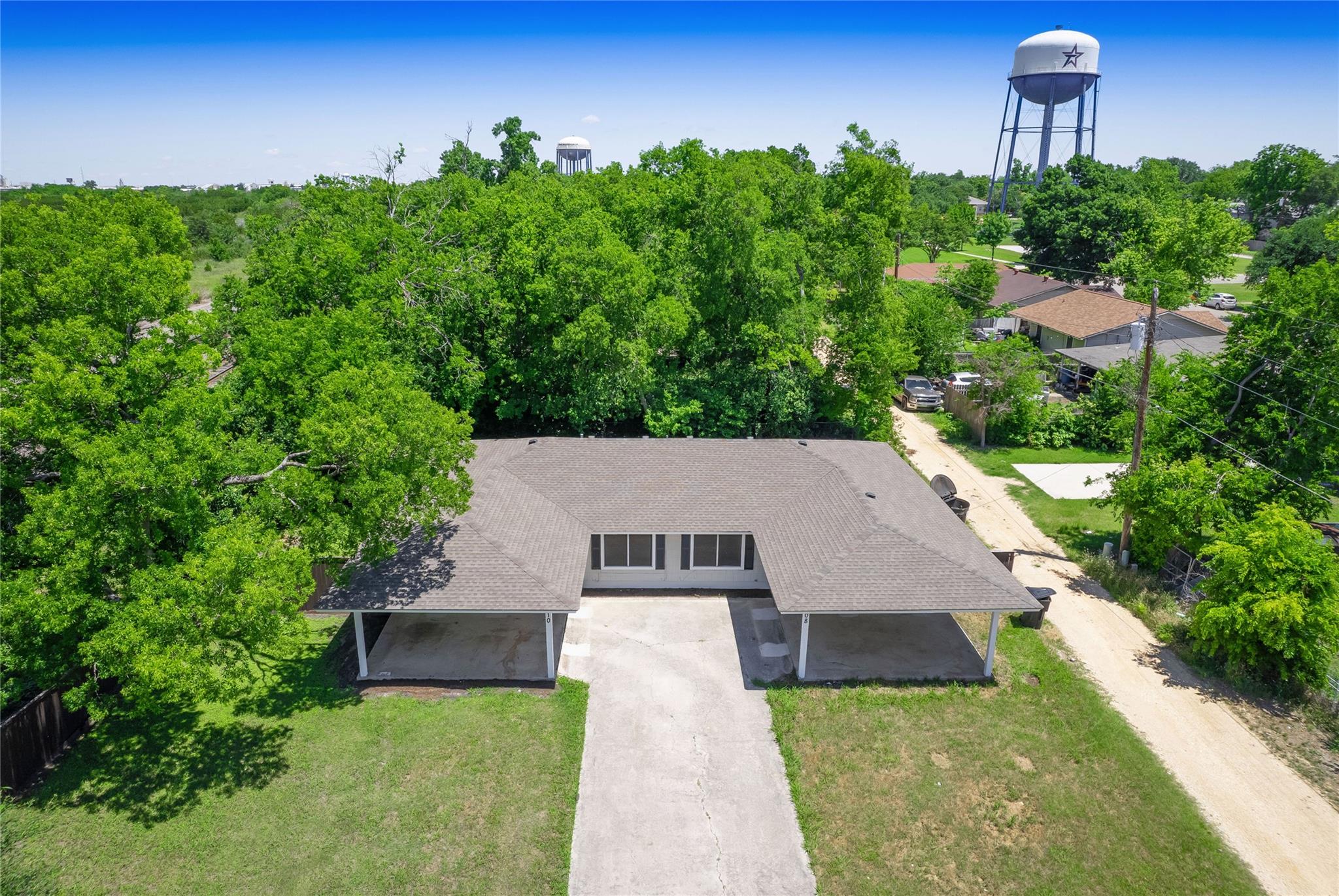 910 W Lamar Ave, Temple, TX 76501