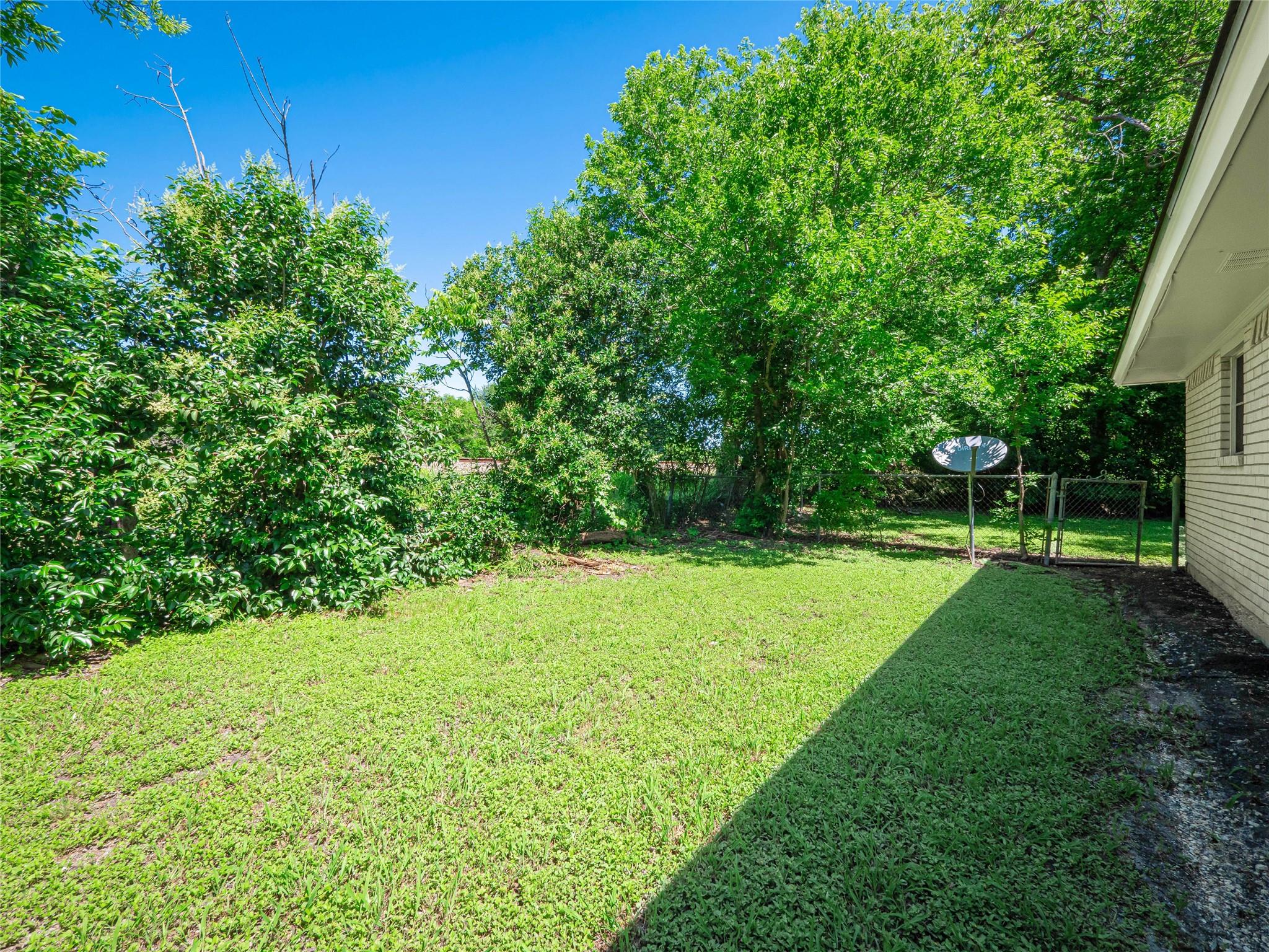 910 W Lamar Ave, Temple, TX 76501