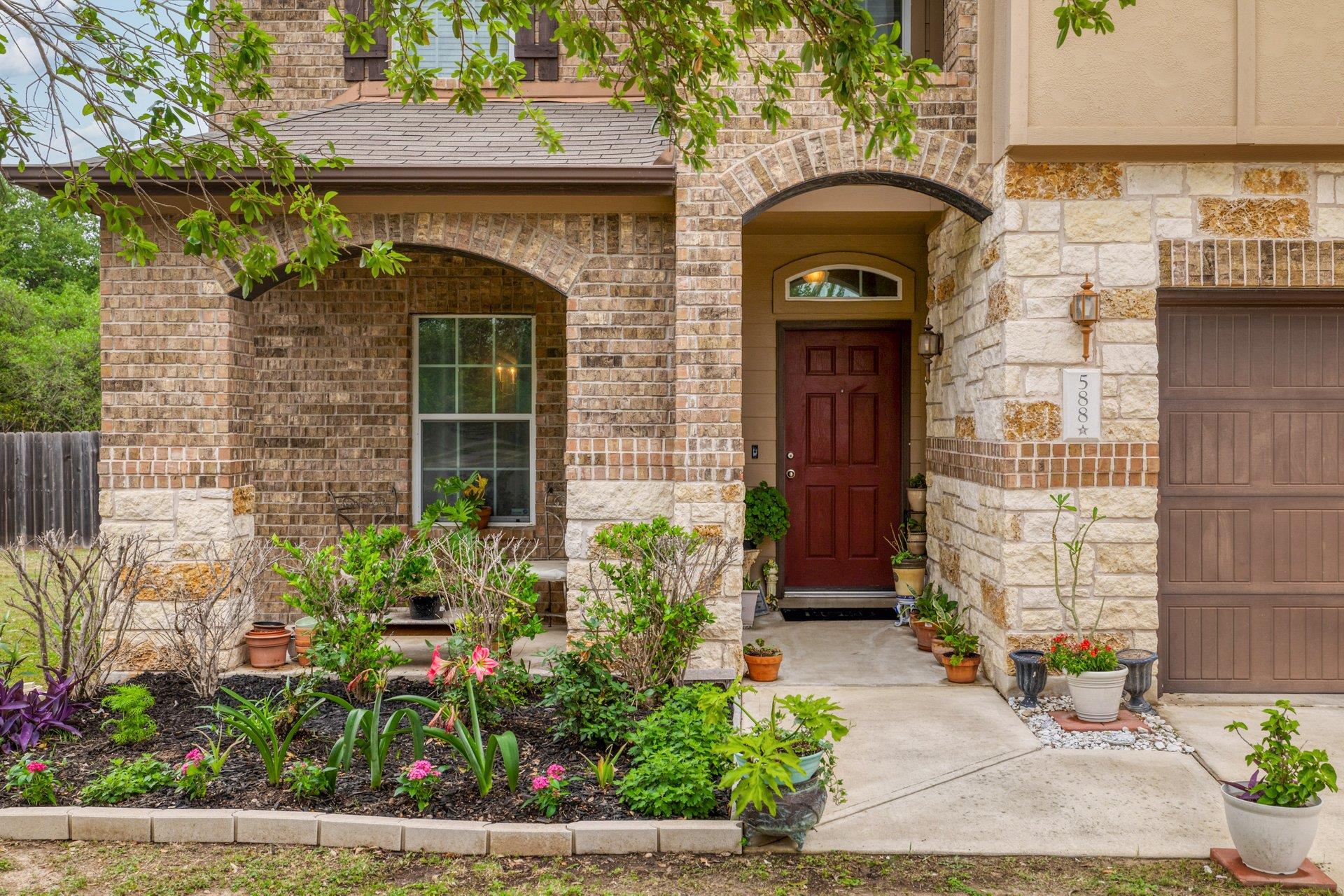 588 Bottle Brush Dr, Kyle, TX 78640