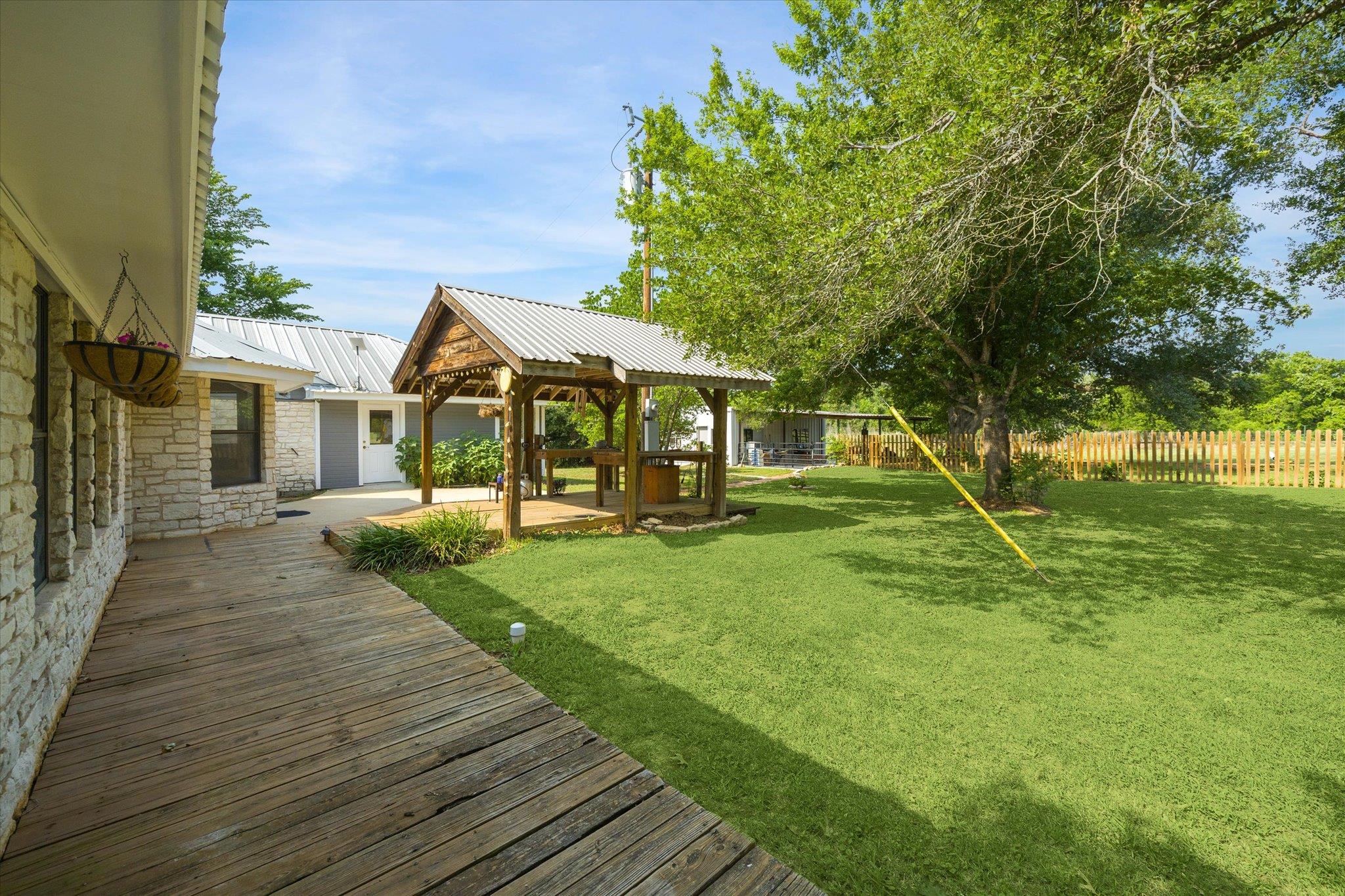 4451 County Road 467, Elgin, TX 78621