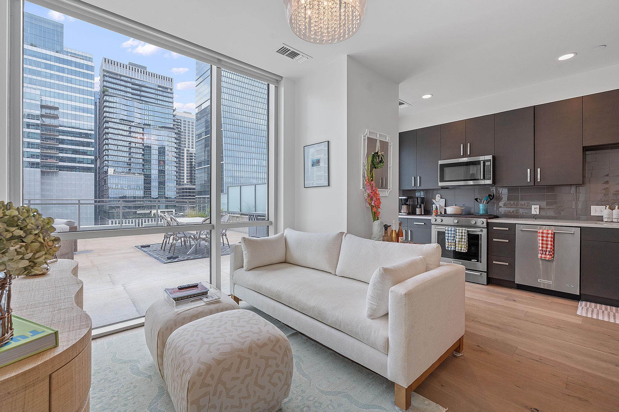 222 West Ave # 1001, Austin, TX 78701