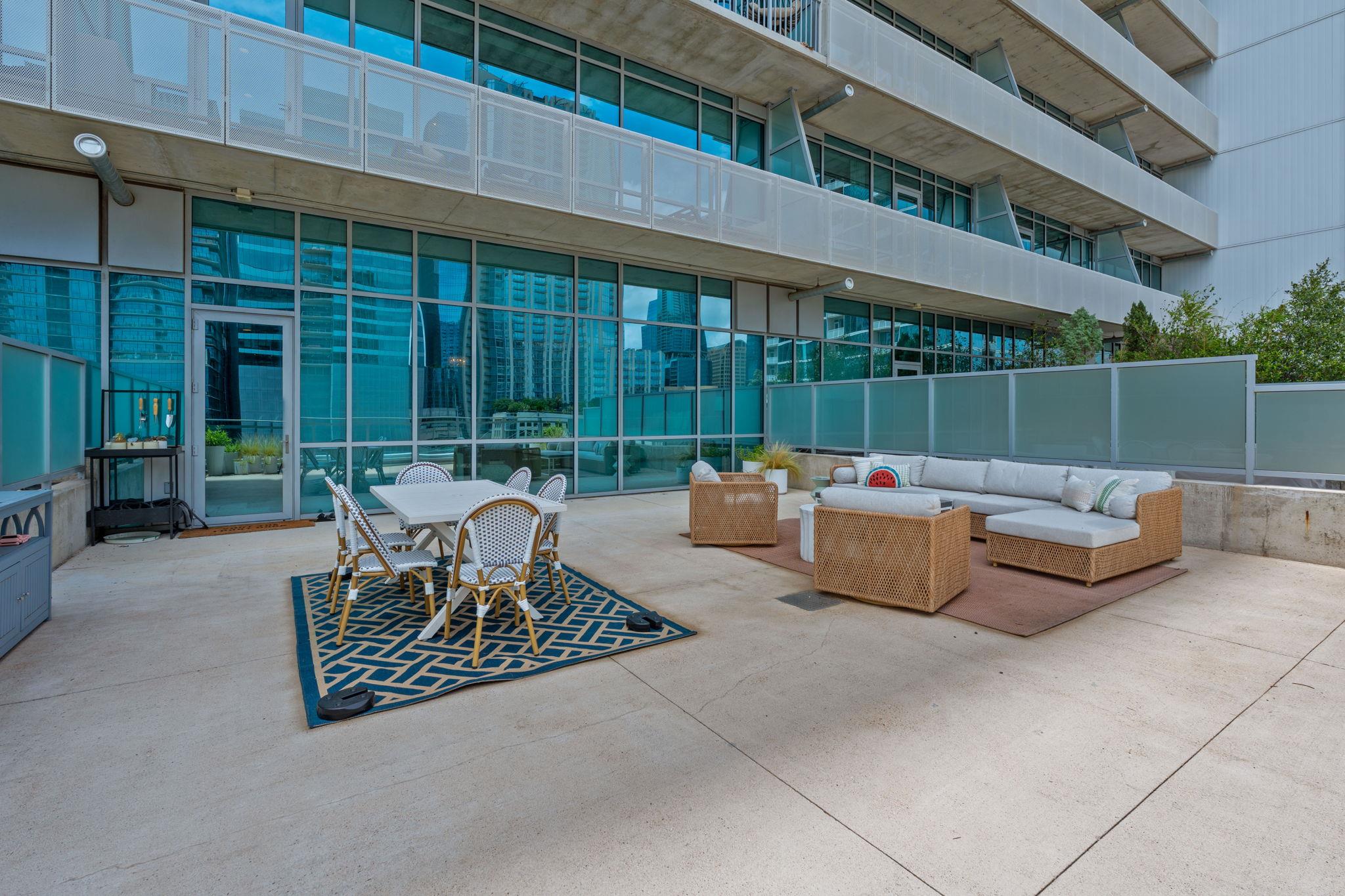 222 West Ave # 1001, Austin, TX 78701