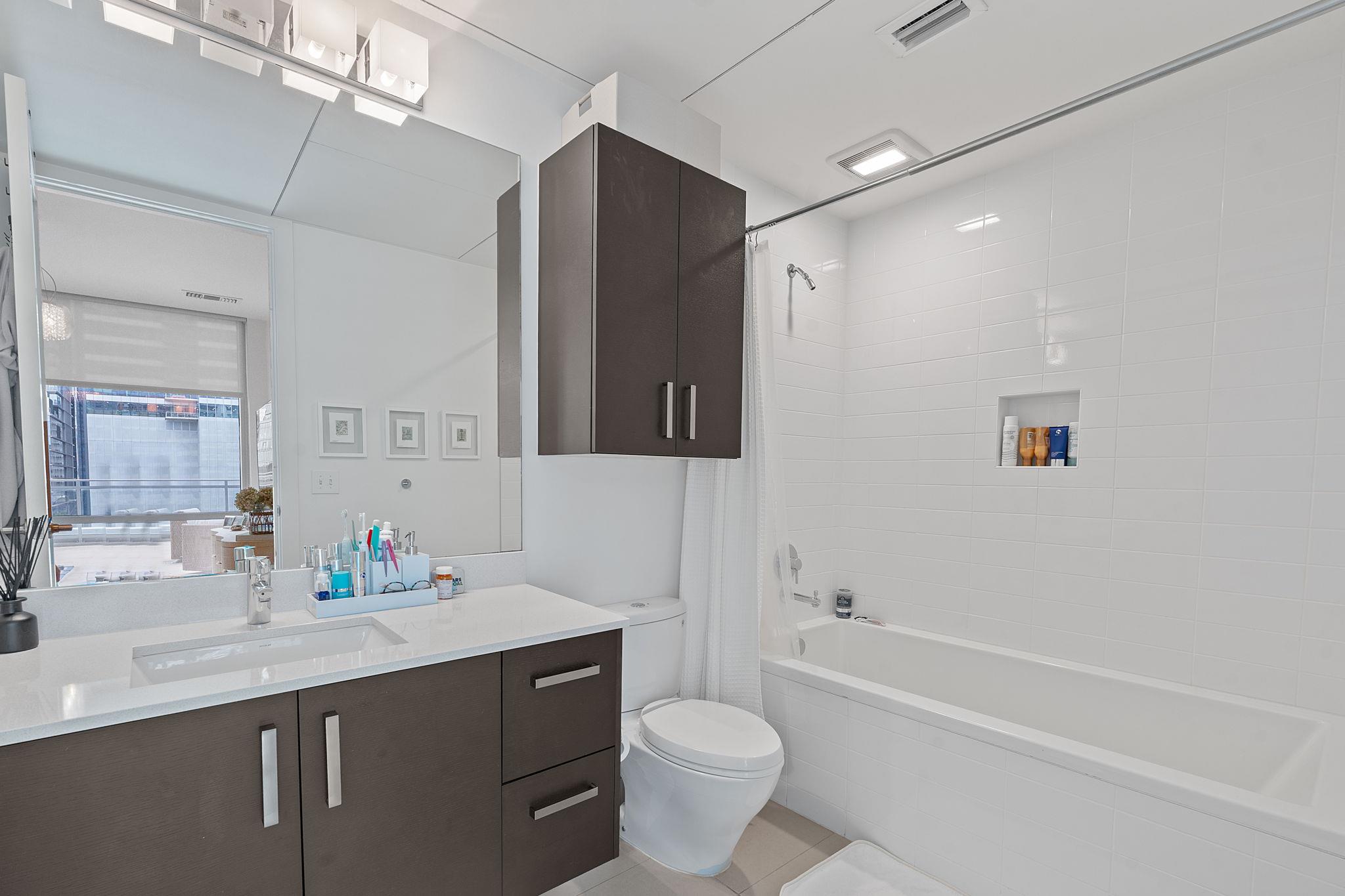 222 West Ave # 1001, Austin, TX 78701