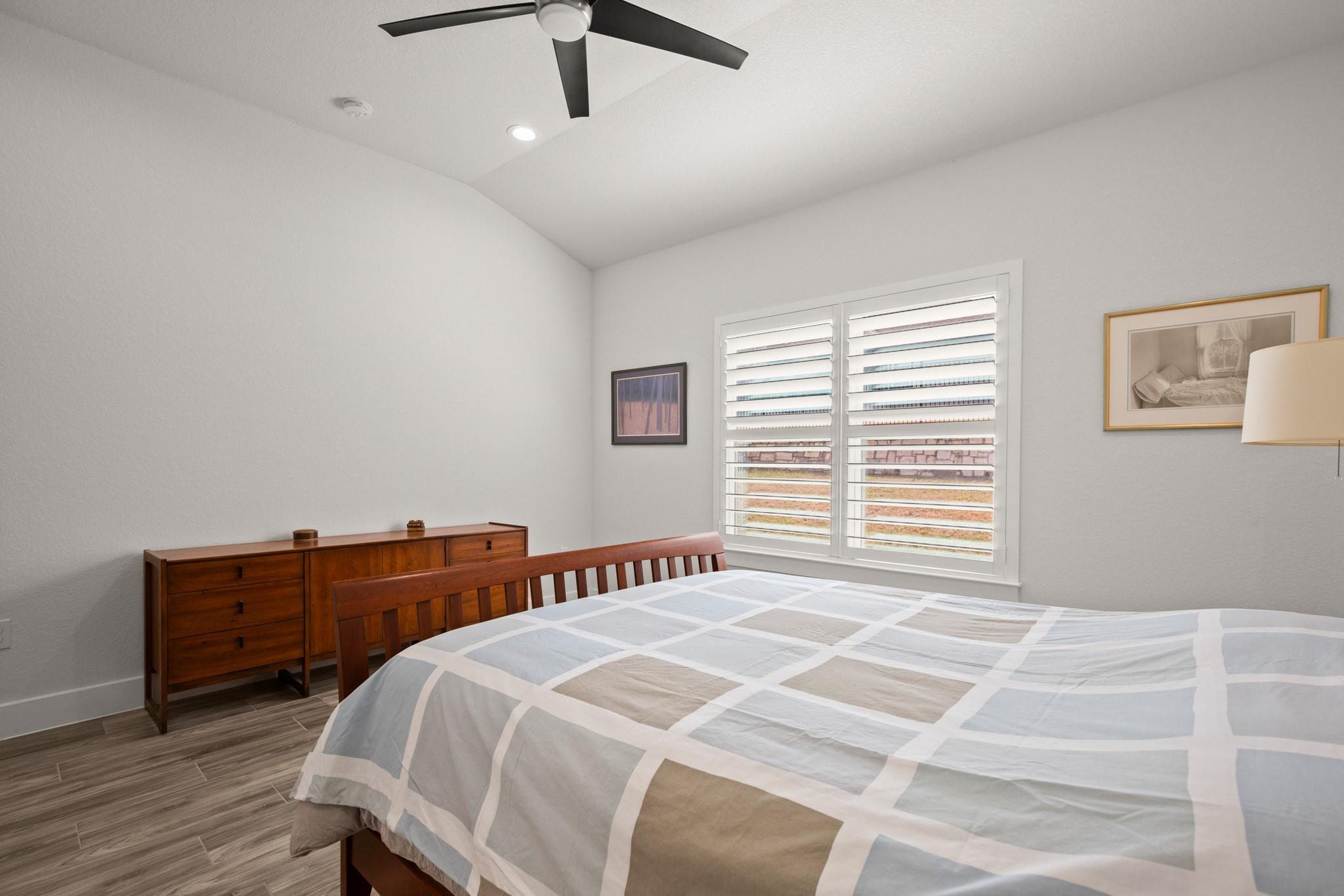 9825 Evening Canopy Dr, Manor, TX 78653