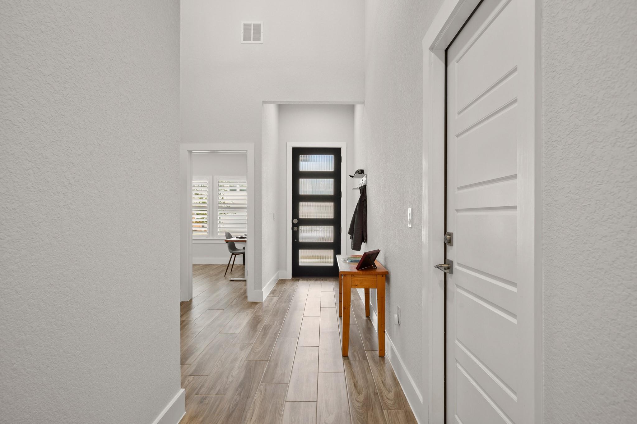 9825 Evening Canopy Dr, Manor, TX 78653