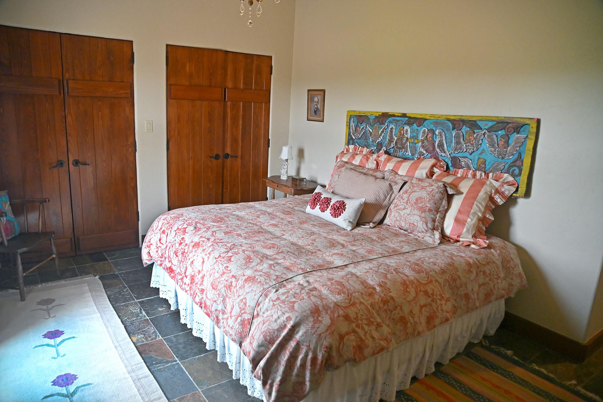 5904 Old Yoakum Rd, Cuero, TX 77954