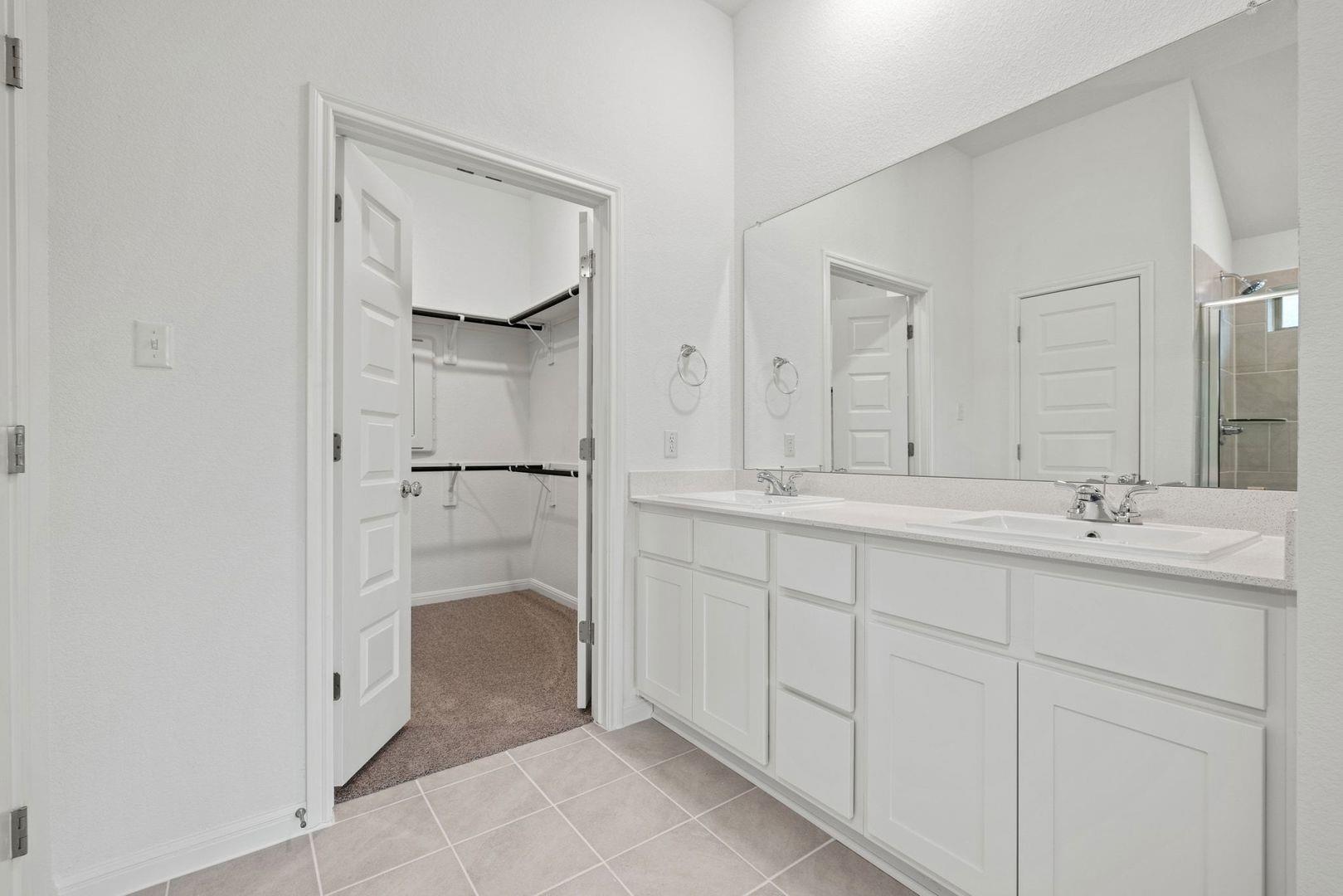 200 Hidalgo Ln, Elgin, TX 78621