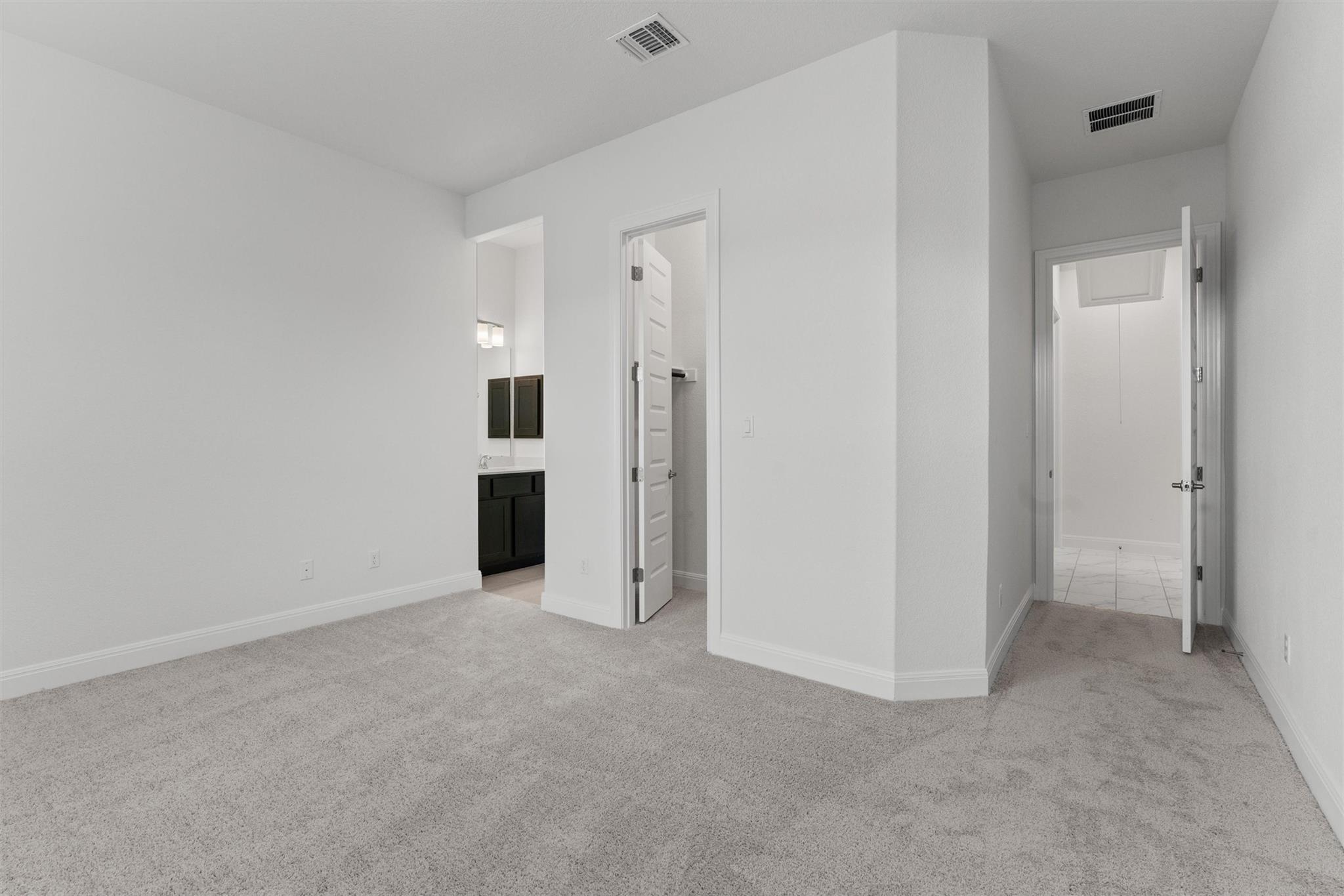 101 Woodstock Cir, Spicewood, TX 78669