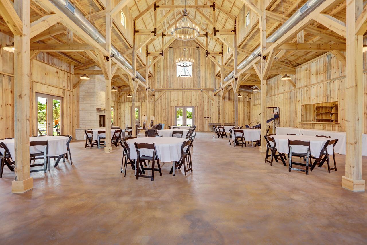 101 Woodstock Cir, Spicewood, TX 78669