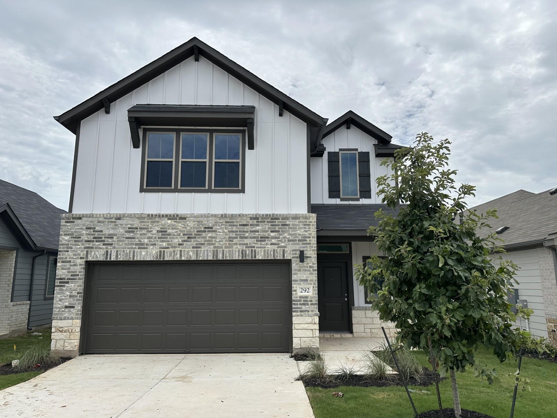 292 Bendecido Loop, Elgin, TX 78621