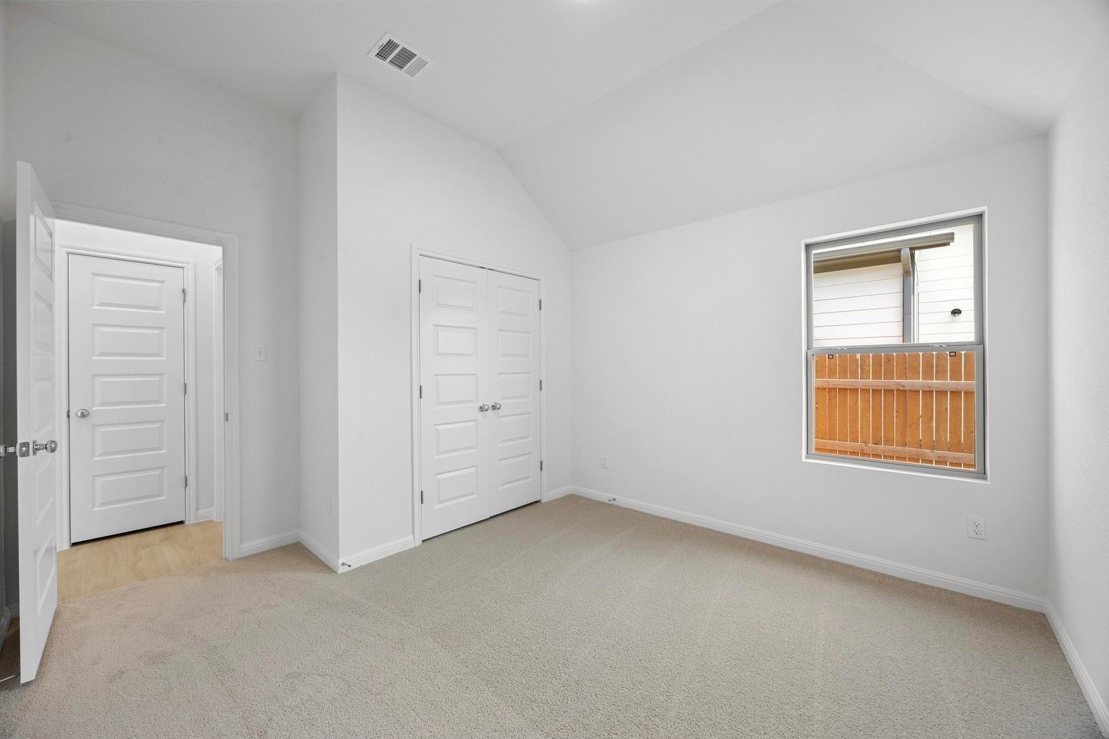 298 Bendecido Loop, Elgin, TX 78621